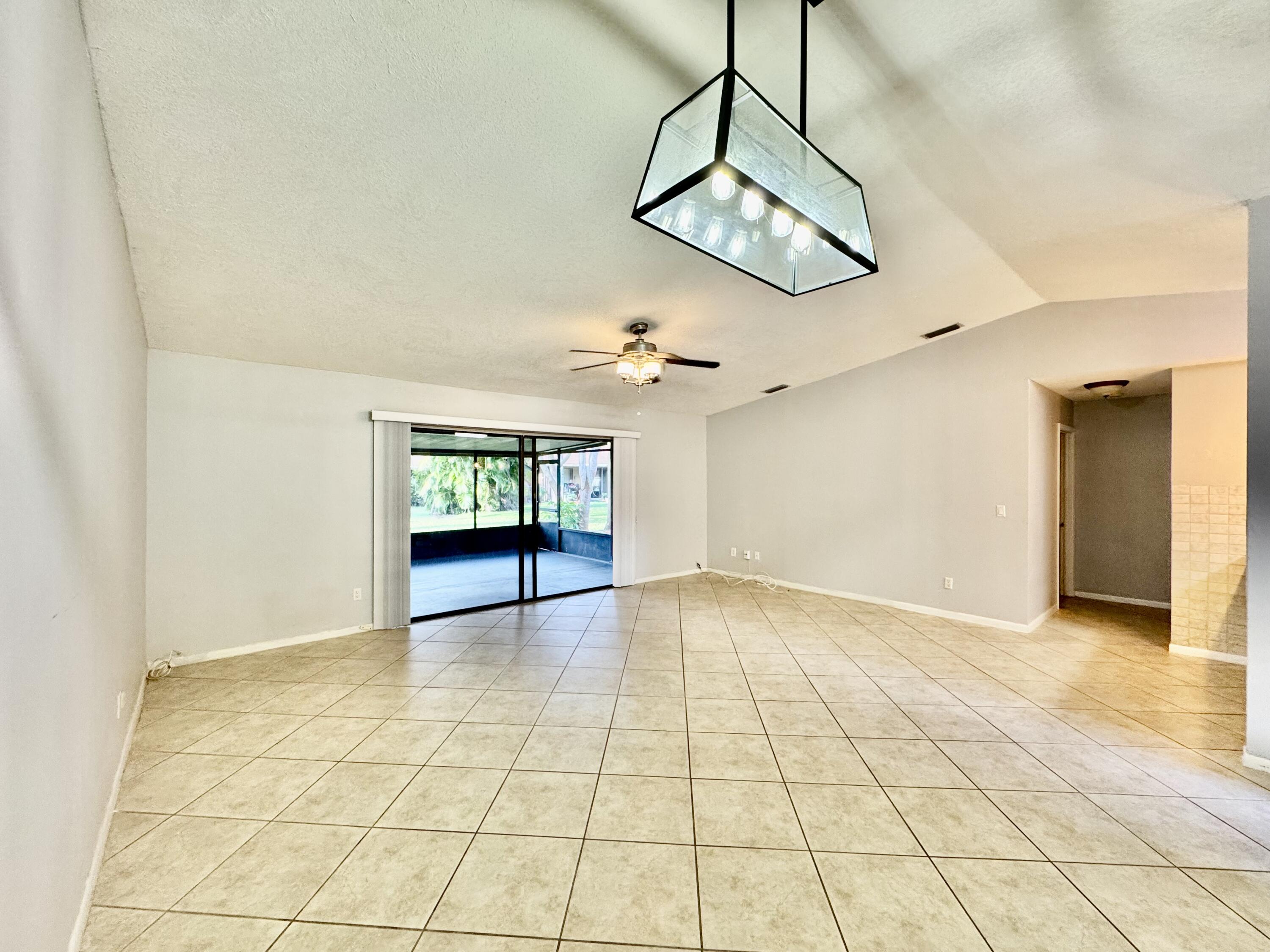 BOYNTON LAKES 3-C - Residential Lease