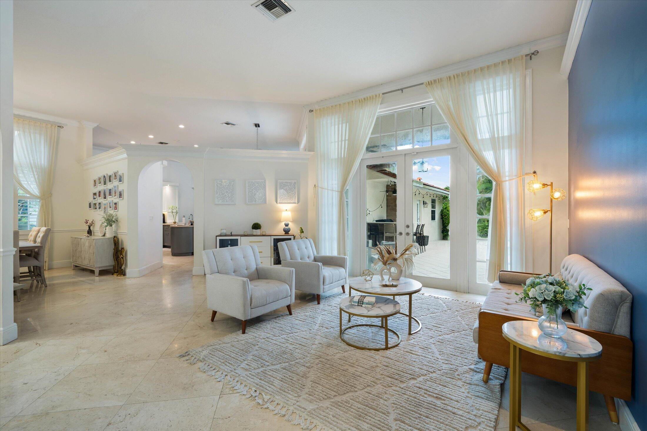 2647 EDGEWATER Drive