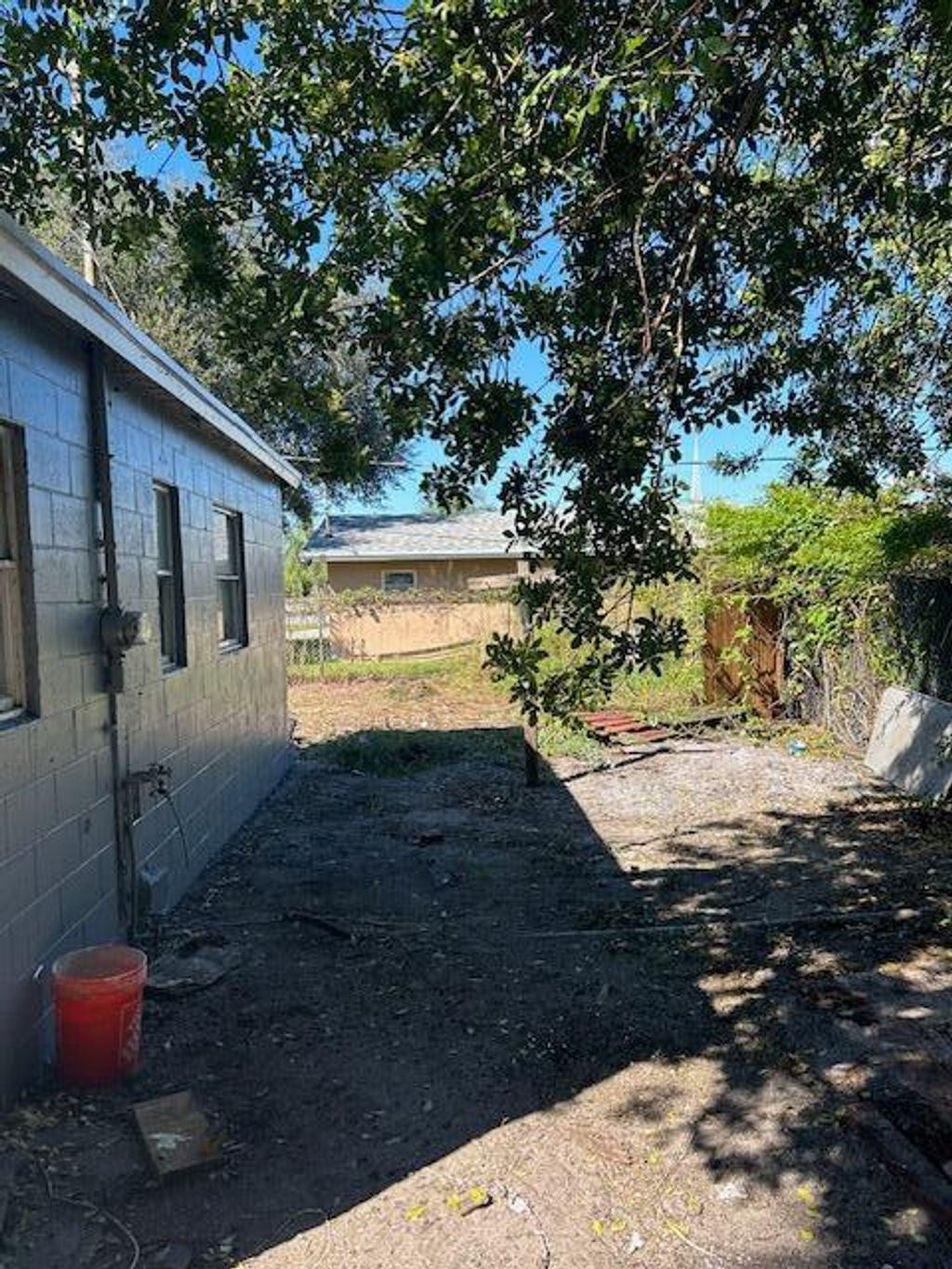 Photo of 2516 Avenue L Avenue #0, Fort Pierce, FL 34947 (MLS # R10935731)