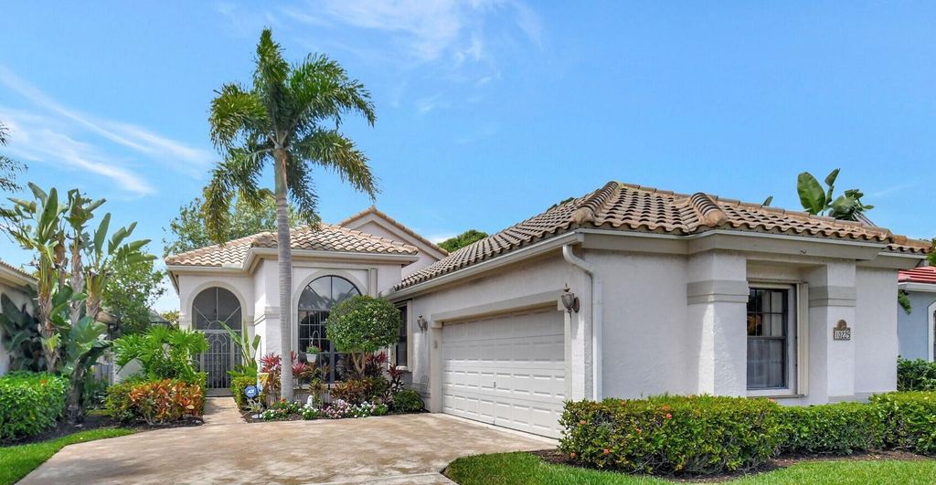 Photo of 10225 Lexington Lakes Boulevard N, Boynton Beach, FL 33436 (MLS # R11078608)