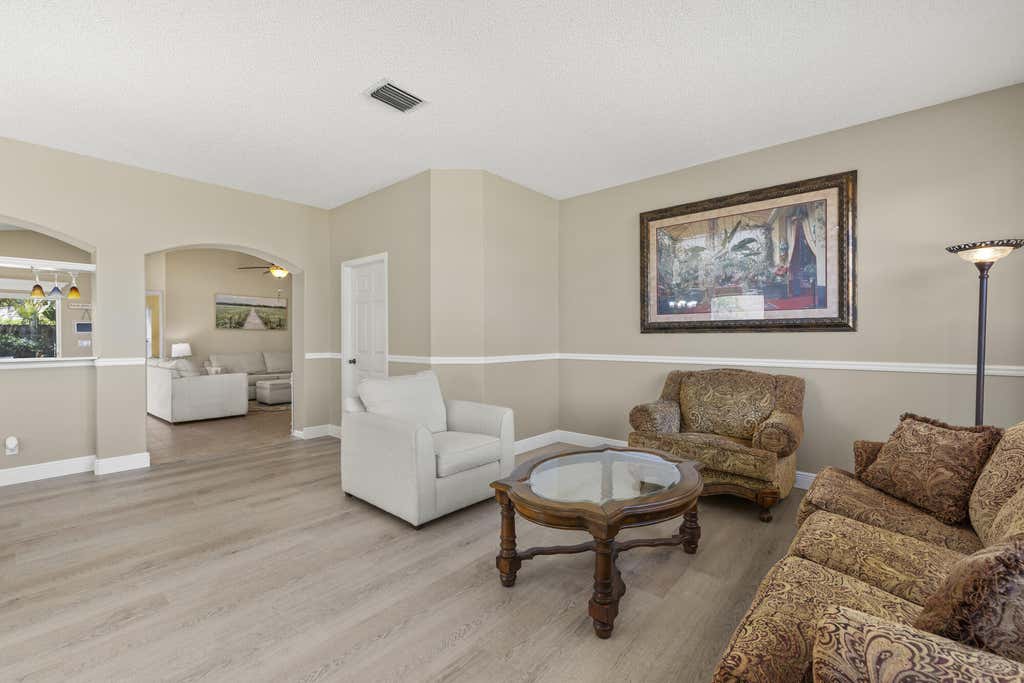 Photo of 6390 Hollywood Street, Jupiter, FL 33458 (MLS # R11073850)