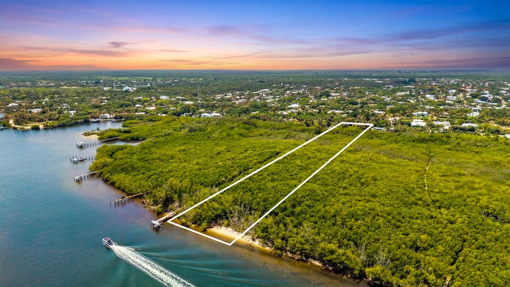 Photo of 11765 SE Laurel Lane, Hobe Sound, FL 33455 (MLS # B26015787)