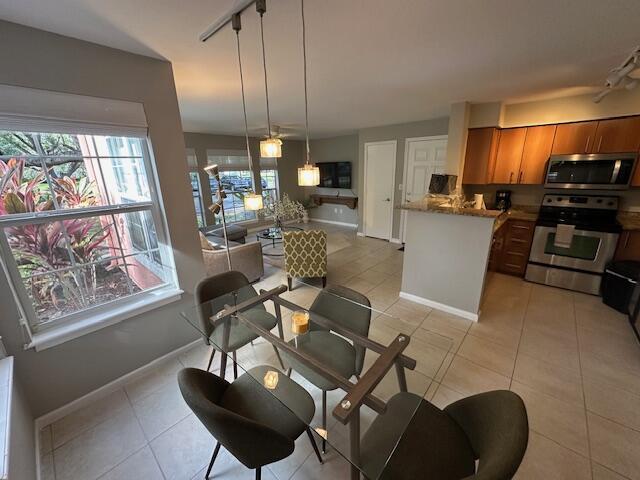 BAHIA AT DELRAY CONDO - Residential Lease