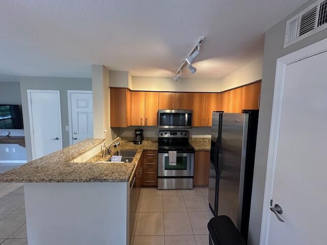 BAHIA AT DELRAY CONDO - Residential Lease