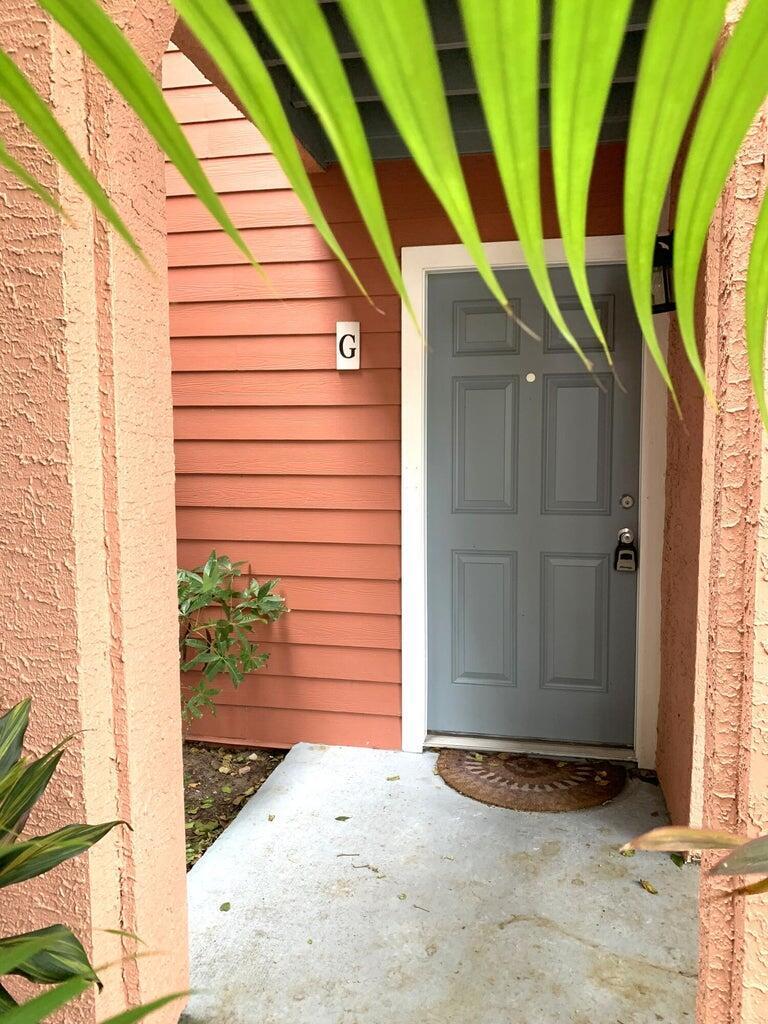 BAHIA AT DELRAY CONDO - Residential Lease