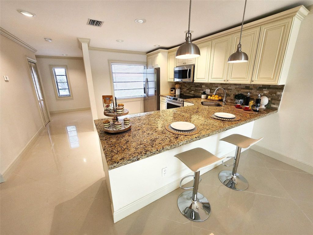 Photo of 21217 Lago Circle #6F, Boca Raton, FL 33433 (MLS # F10447878)