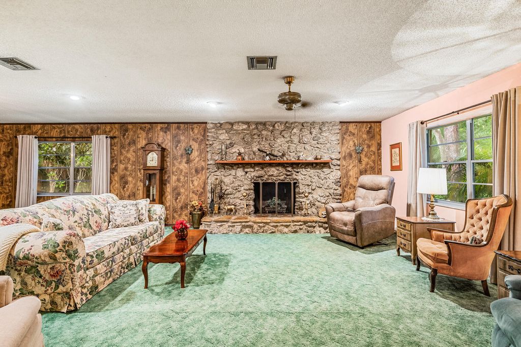 Photo of 4153 SW 1st St Street SW, Vero Beach, FL 32968 (MLS # B26012432)