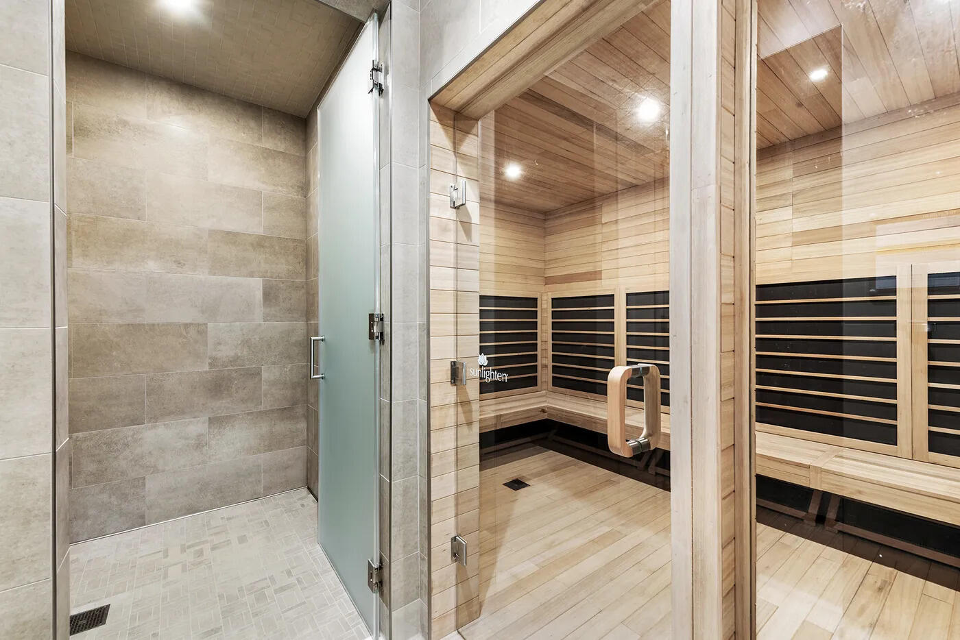PARKLAND GOLF & COUNTRY CLUB - Residential