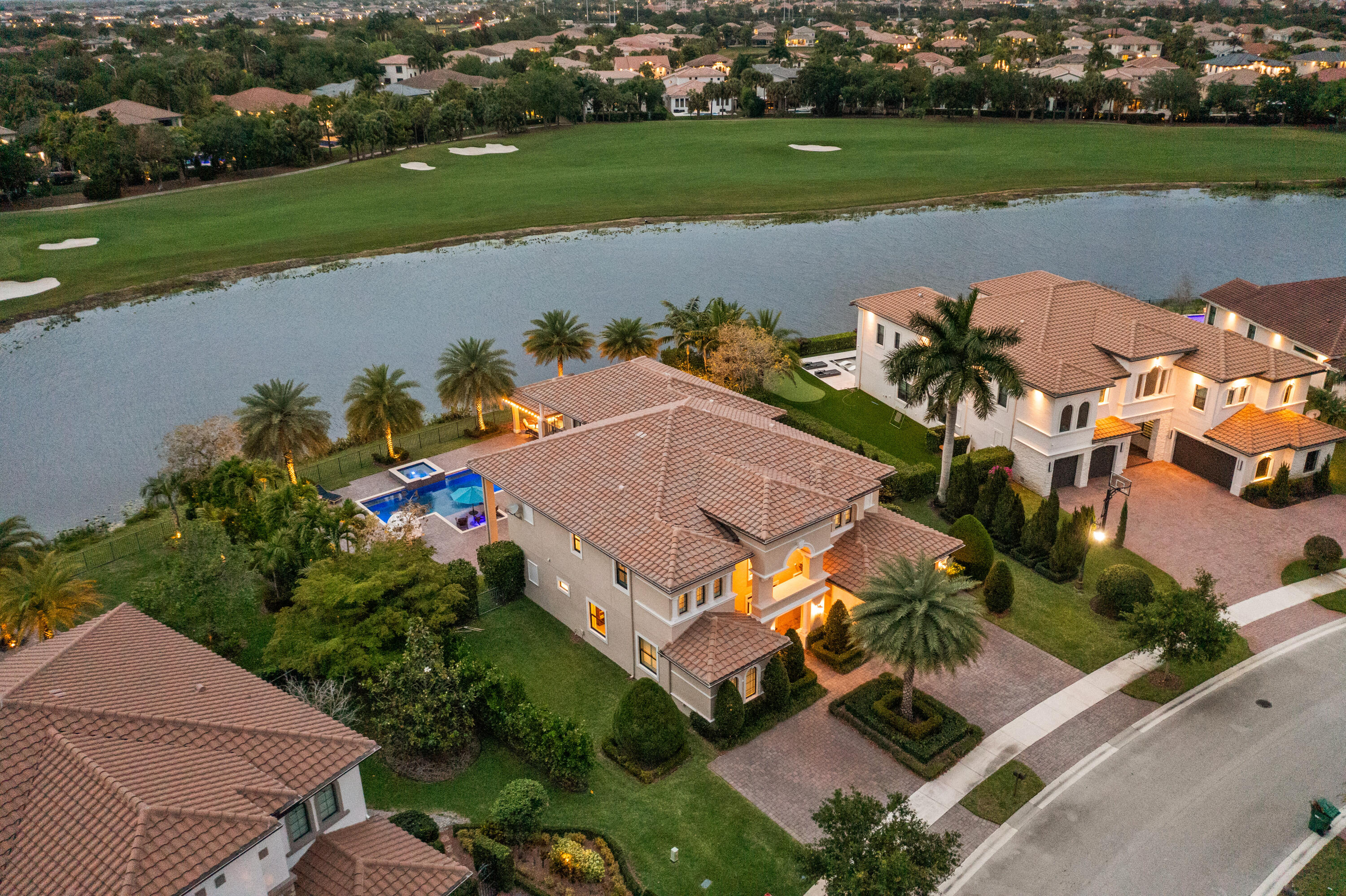 PARKLAND GOLF & COUNTRY CLUB - Residential