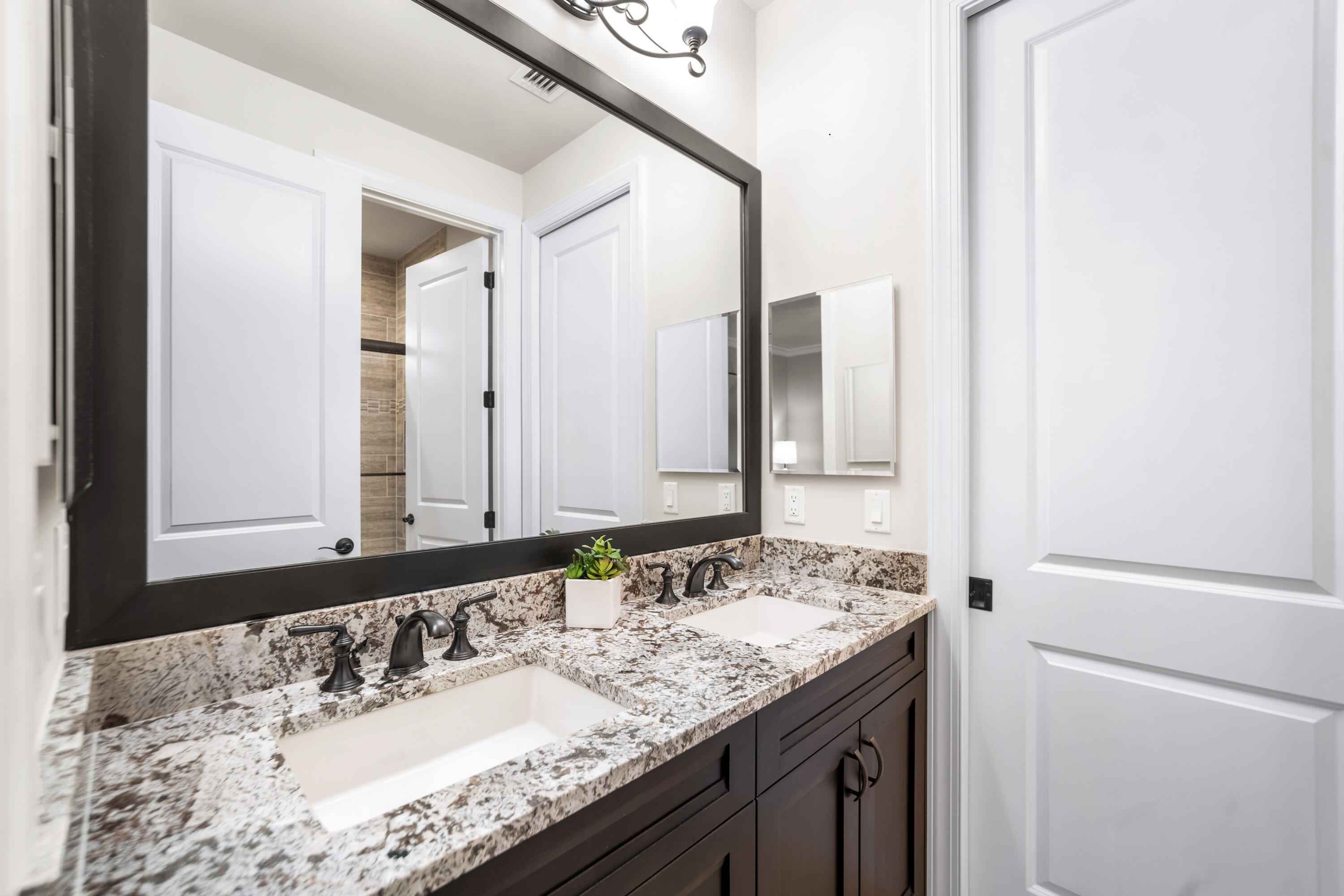 PARKLAND GOLF & COUNTRY CLUB - Residential