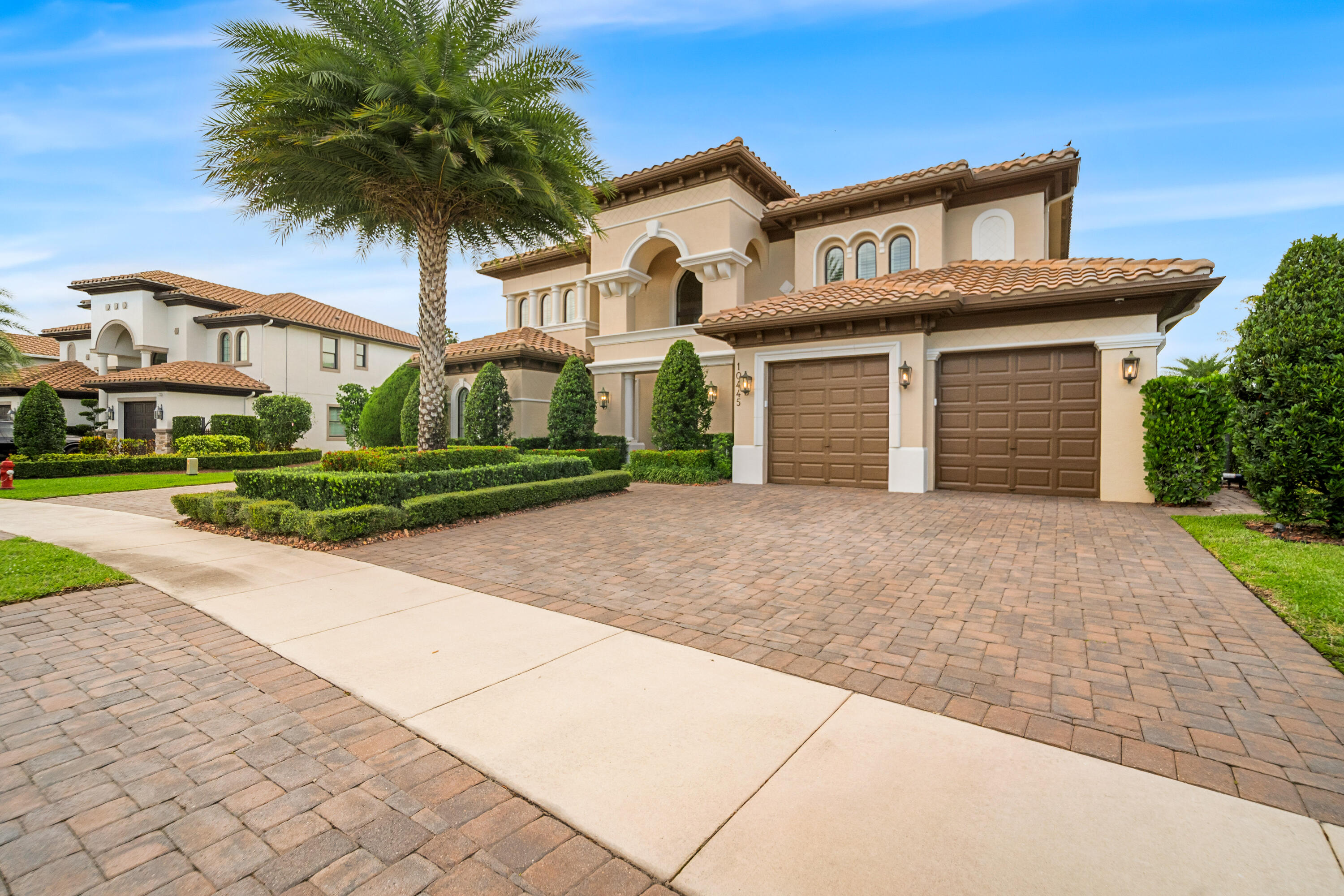 PARKLAND GOLF & COUNTRY CLUB - Residential
