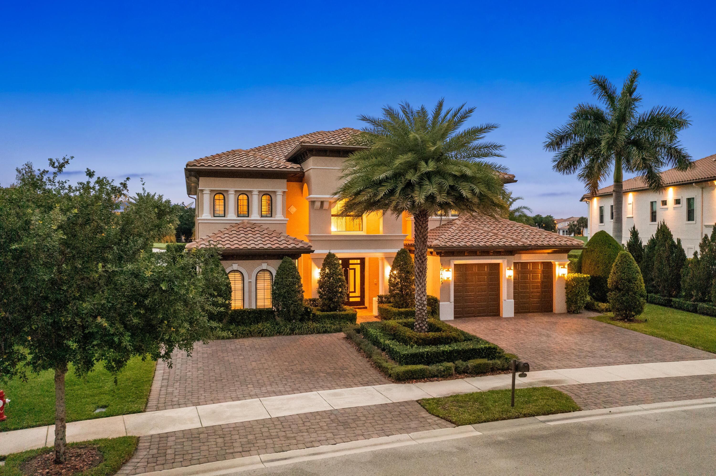 PARKLAND GOLF & COUNTRY CLUB - Residential