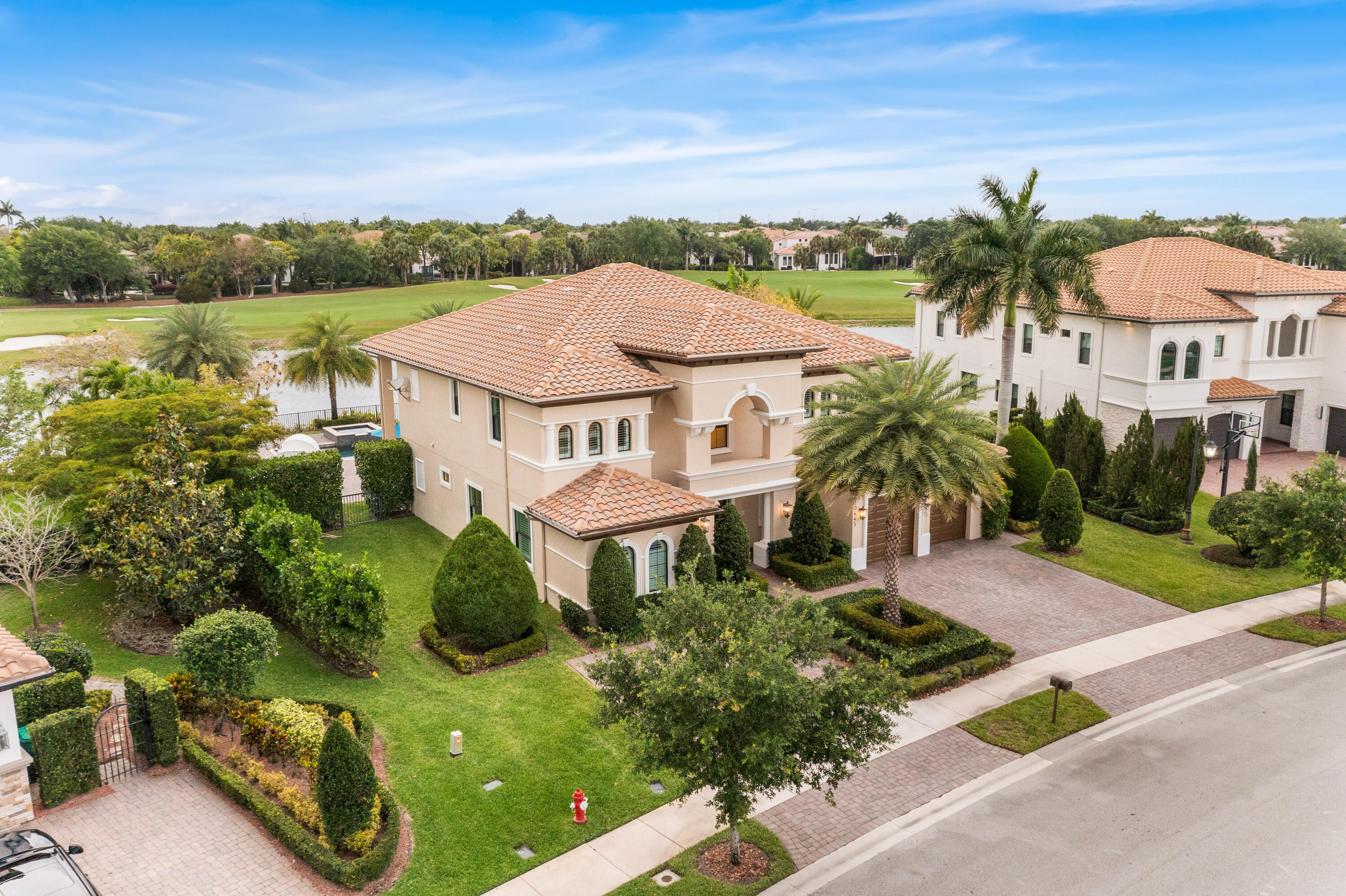 PARKLAND GOLF & COUNTRY CLUB - Residential