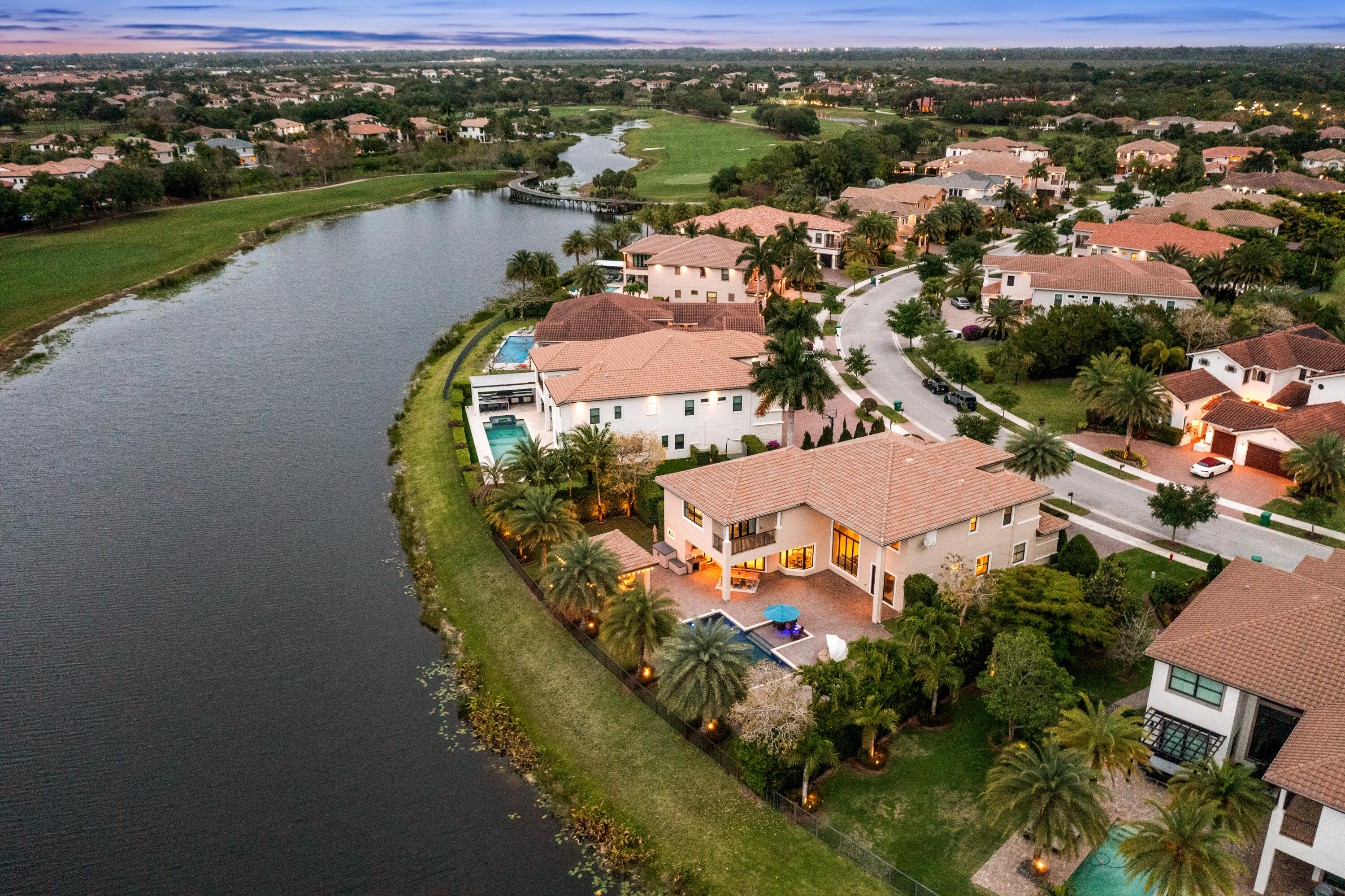 PARKLAND GOLF & COUNTRY CLUB - Residential