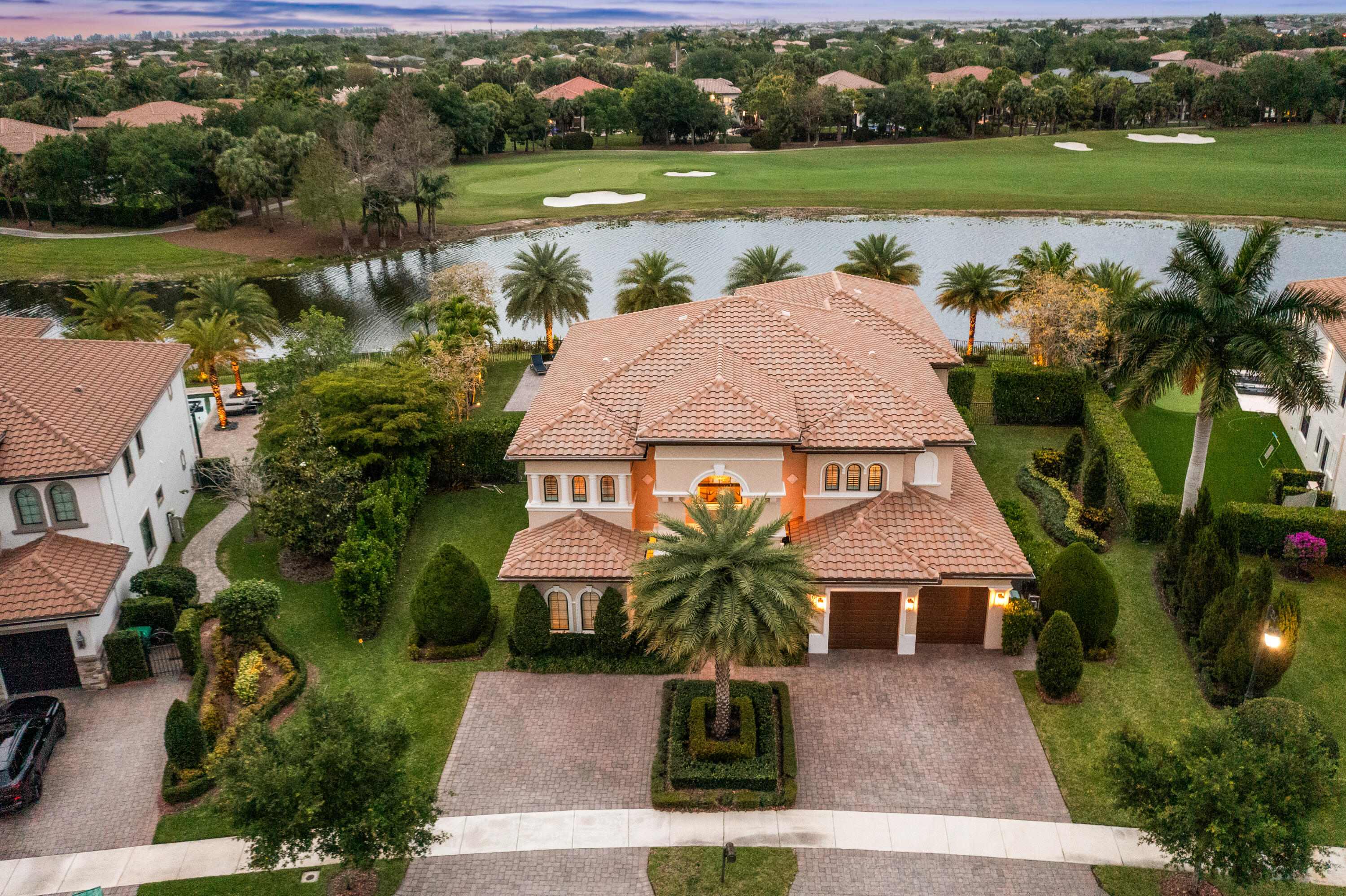 PARKLAND GOLF & COUNTRY CLUB - Residential