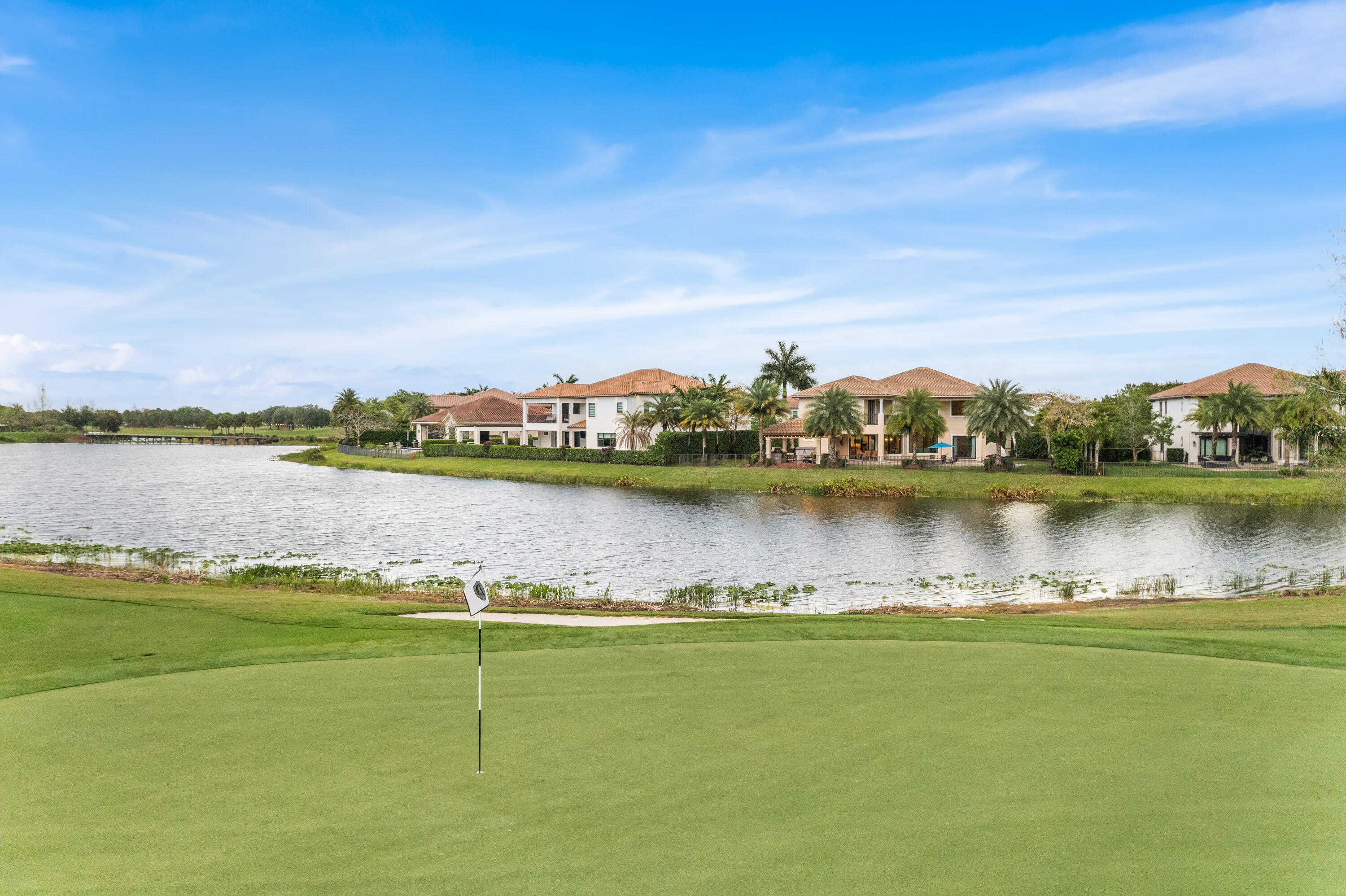 PARKLAND GOLF & COUNTRY CLUB - Residential