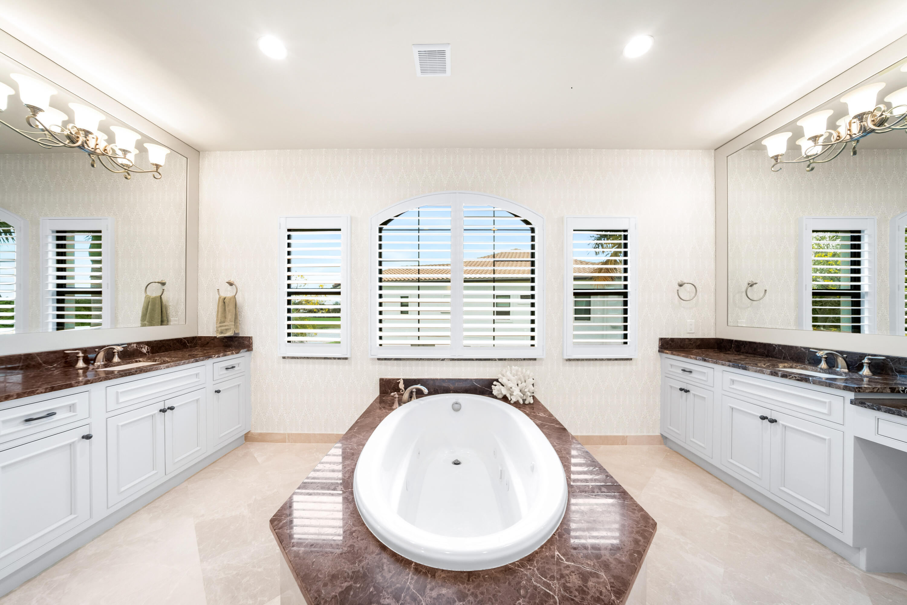 PARKLAND GOLF & COUNTRY CLUB - Residential