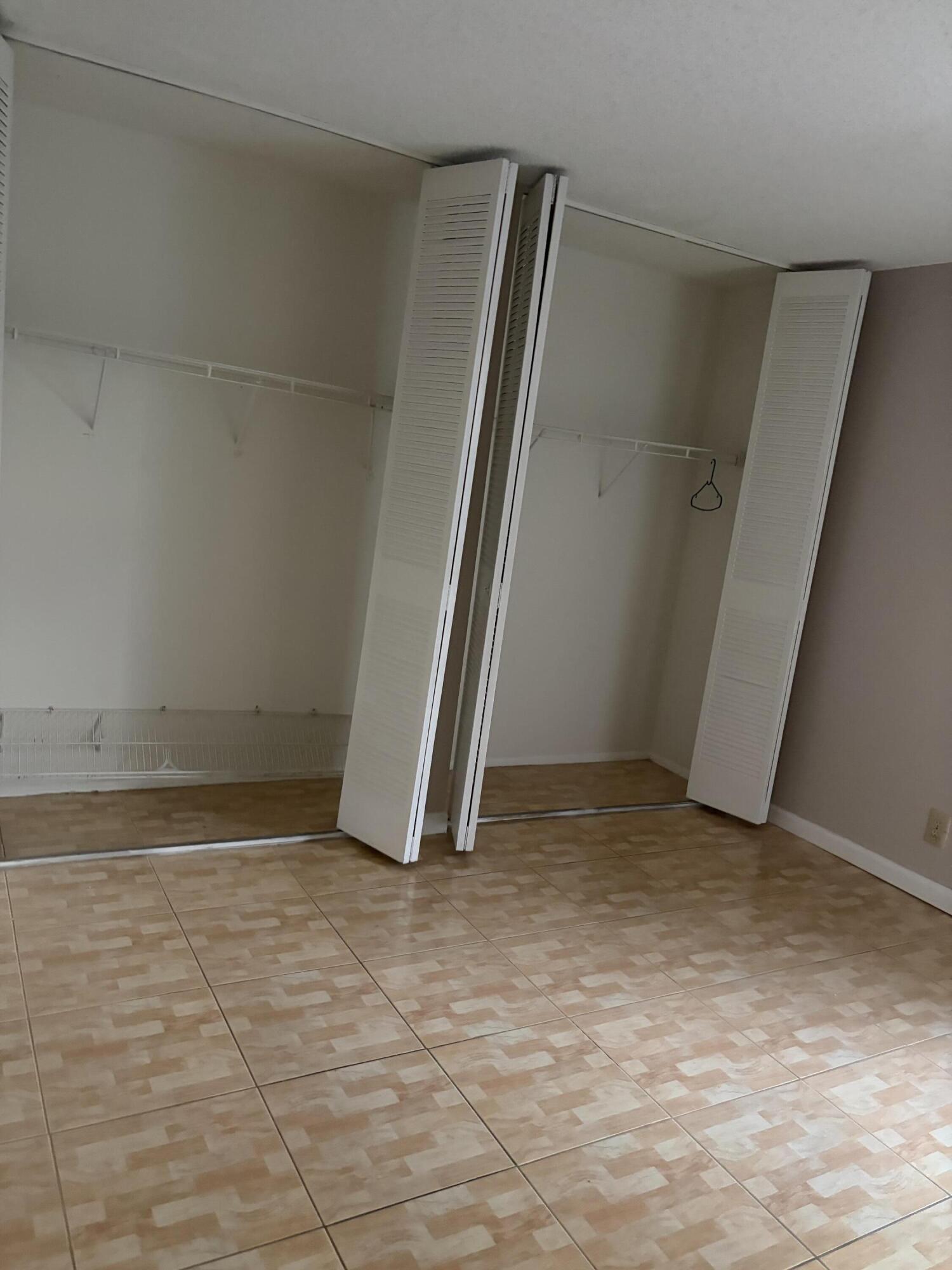 NEWPORT AT LAUDERHILL CONDO - Residential Lease