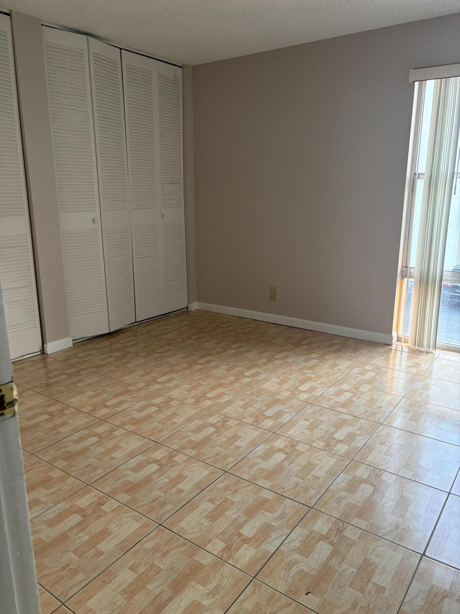 NEWPORT AT LAUDERHILL CONDO - Residential Lease