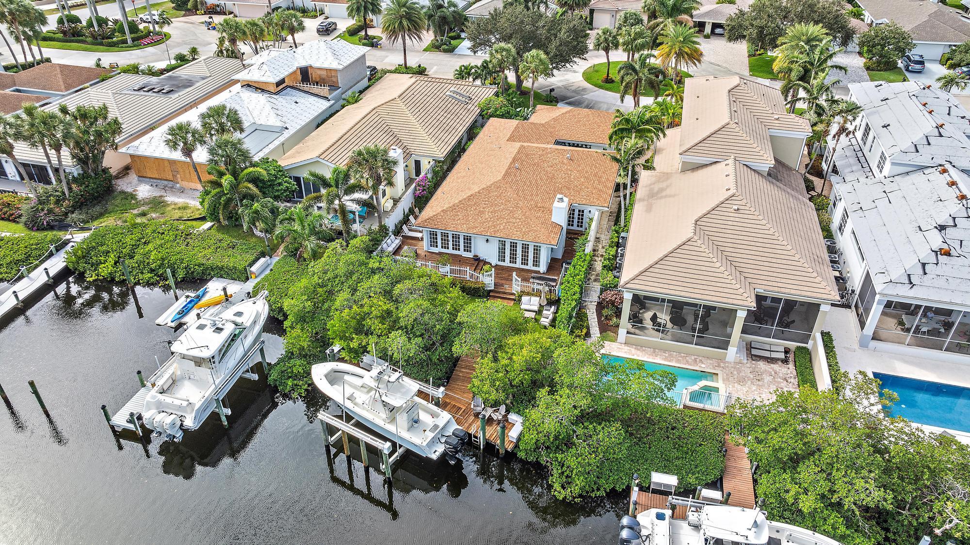 BAYTOWNE OF JONATHANS LAN - Residential