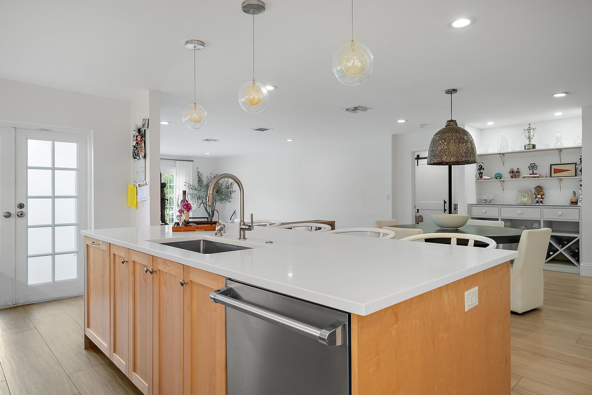 BAYTOWNE OF JONATHANS LAN - Residential