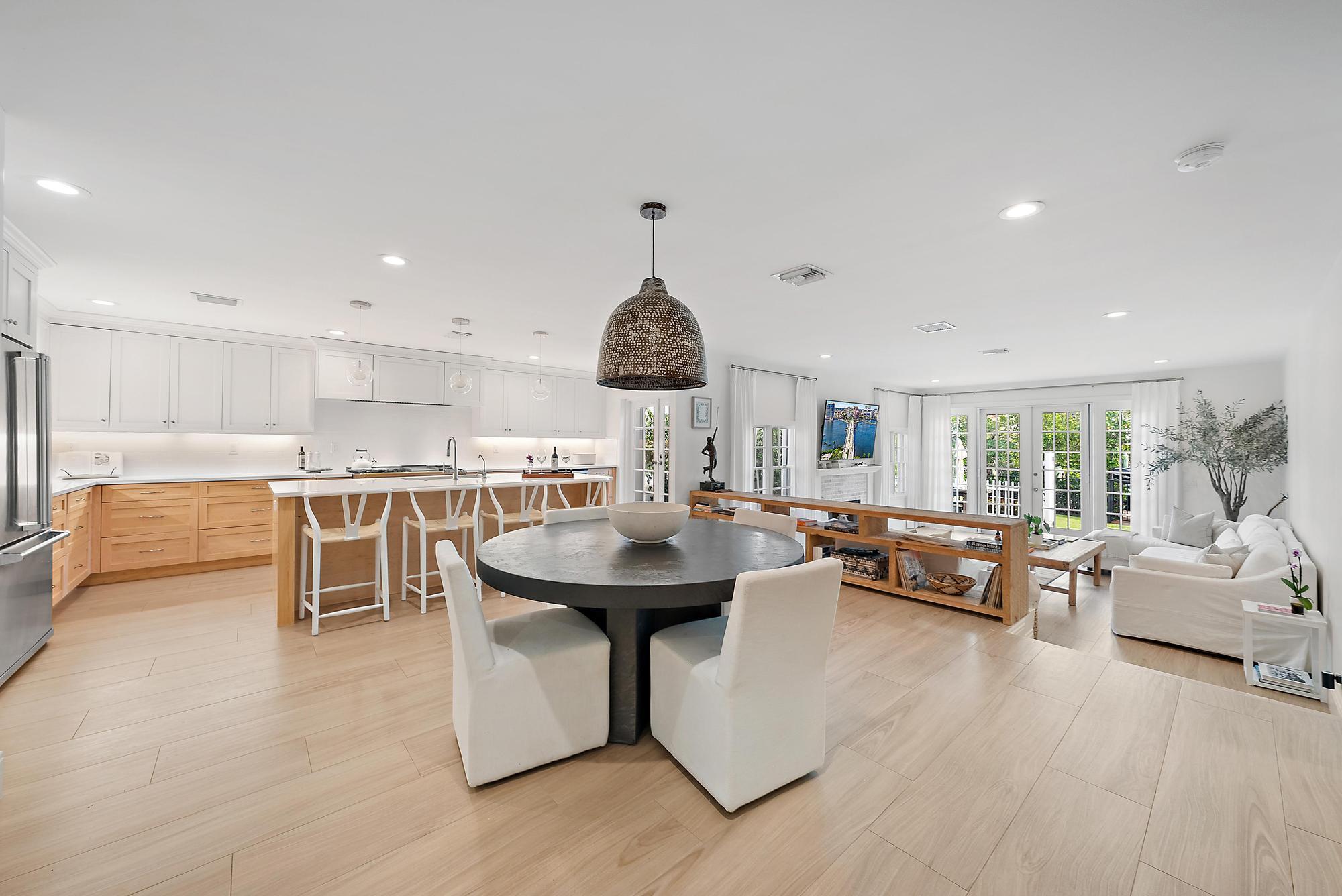 BAYTOWNE OF JONATHANS LAN - Residential