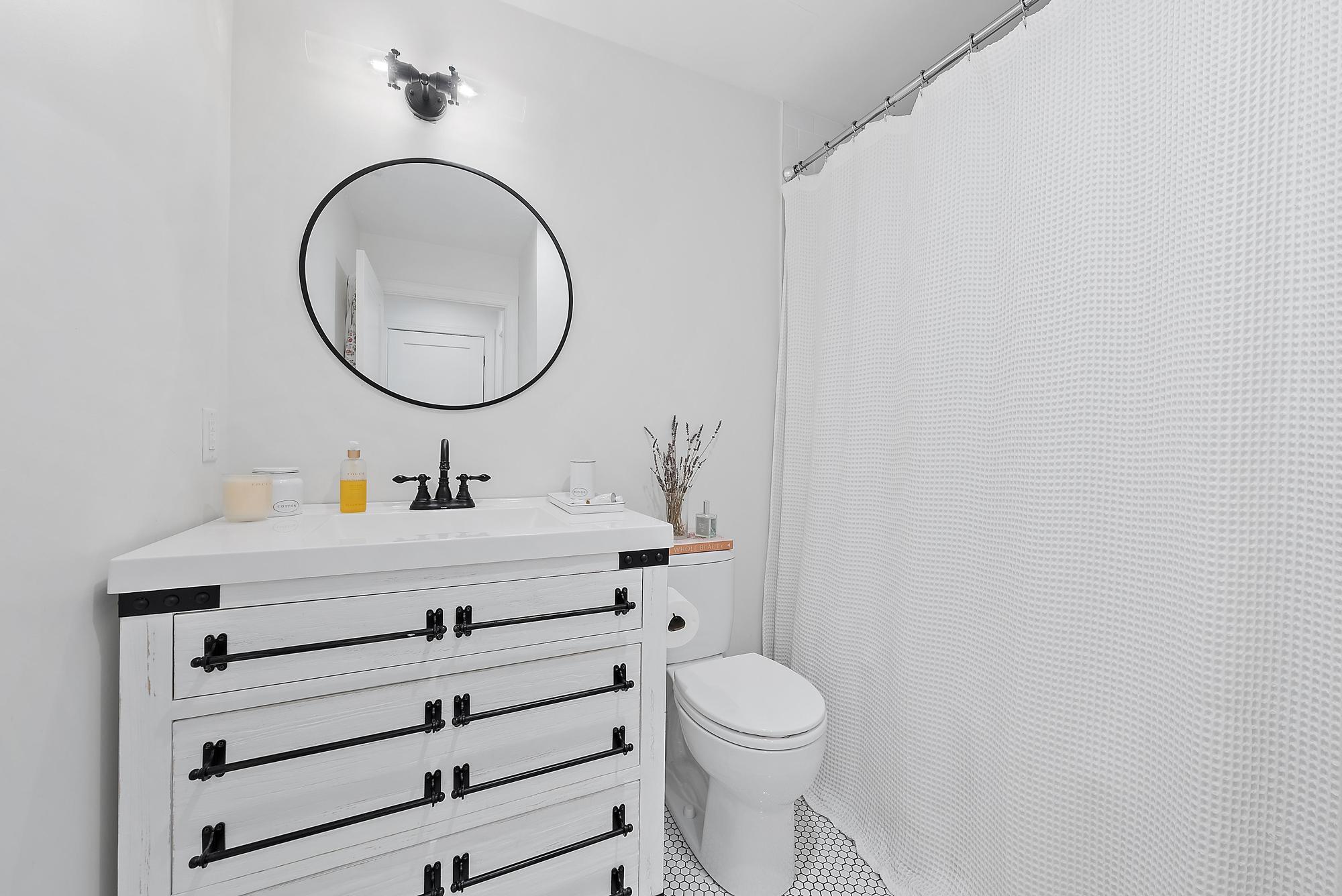 BAYTOWNE OF JONATHANS LAN - Residential