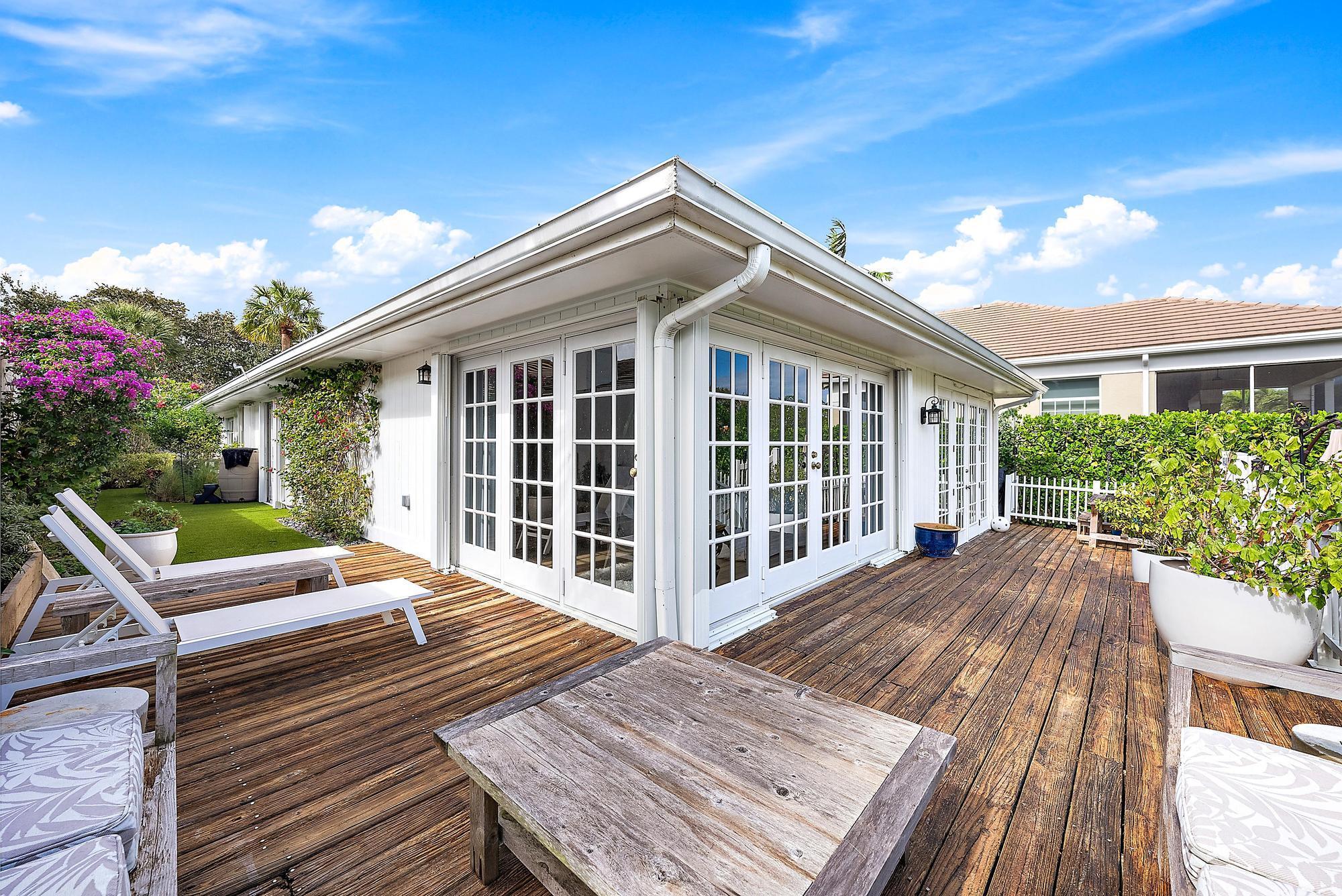 BAYTOWNE OF JONATHANS LAN - Residential