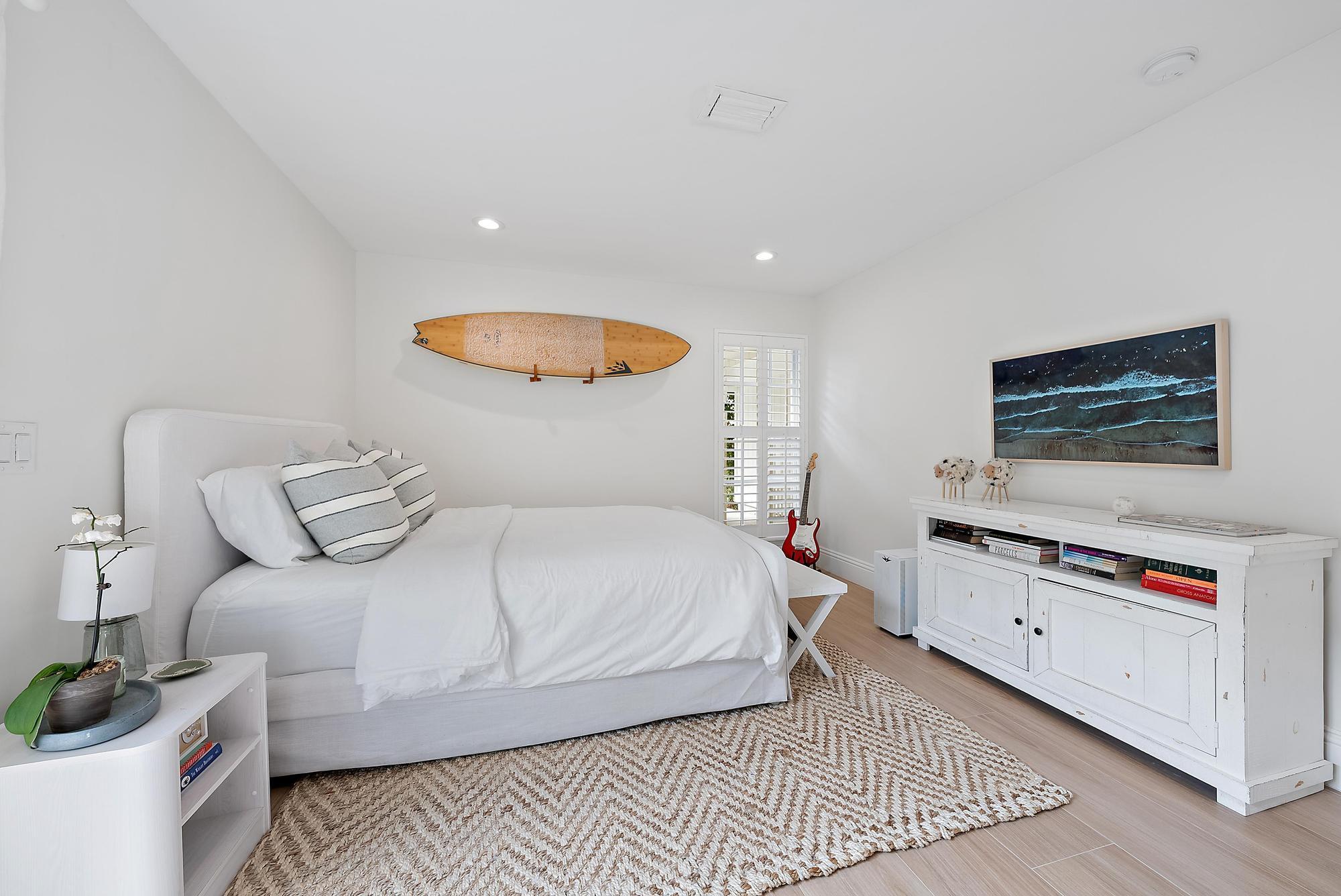 BAYTOWNE OF JONATHANS LAN - Residential