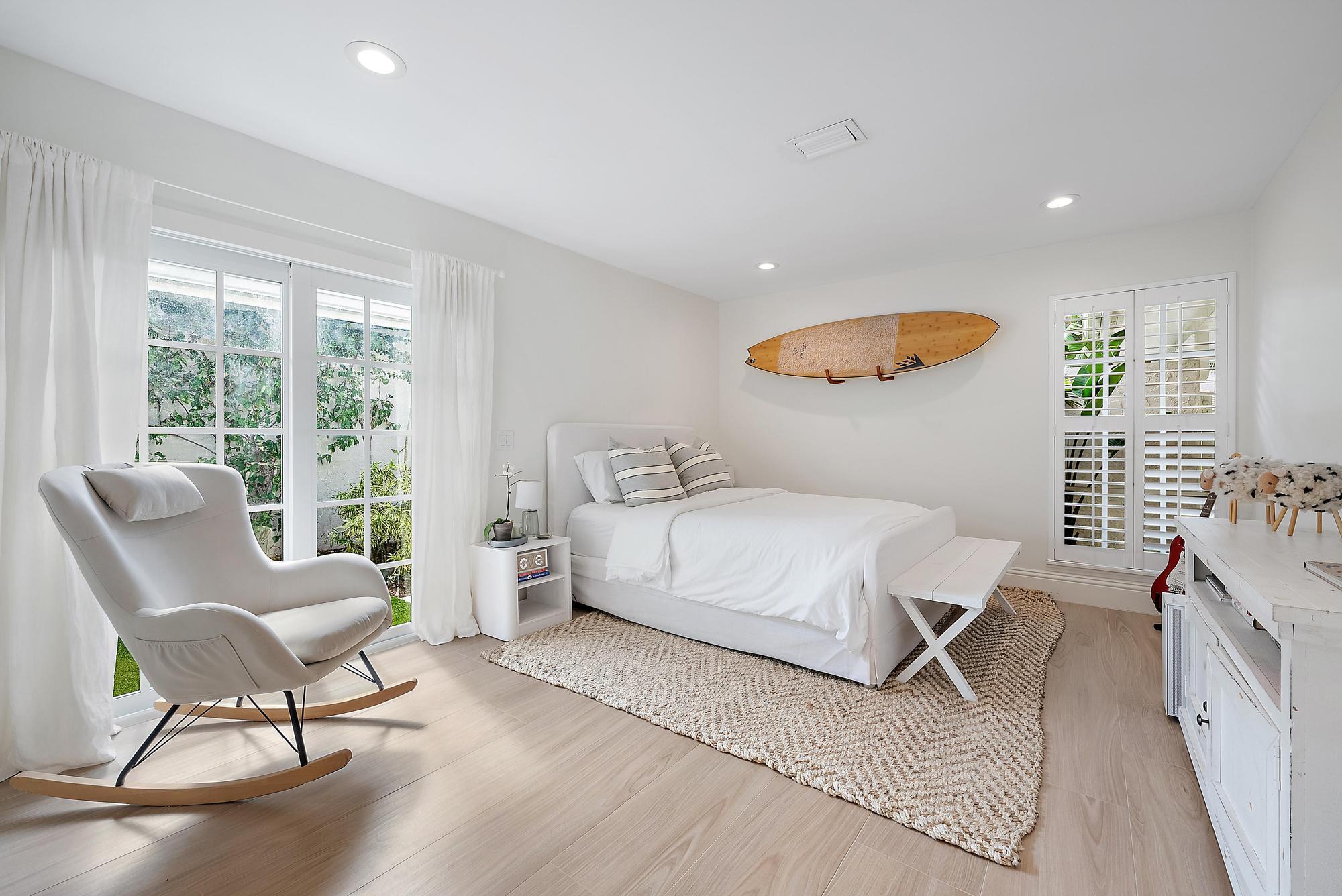 BAYTOWNE OF JONATHANS LAN - Residential