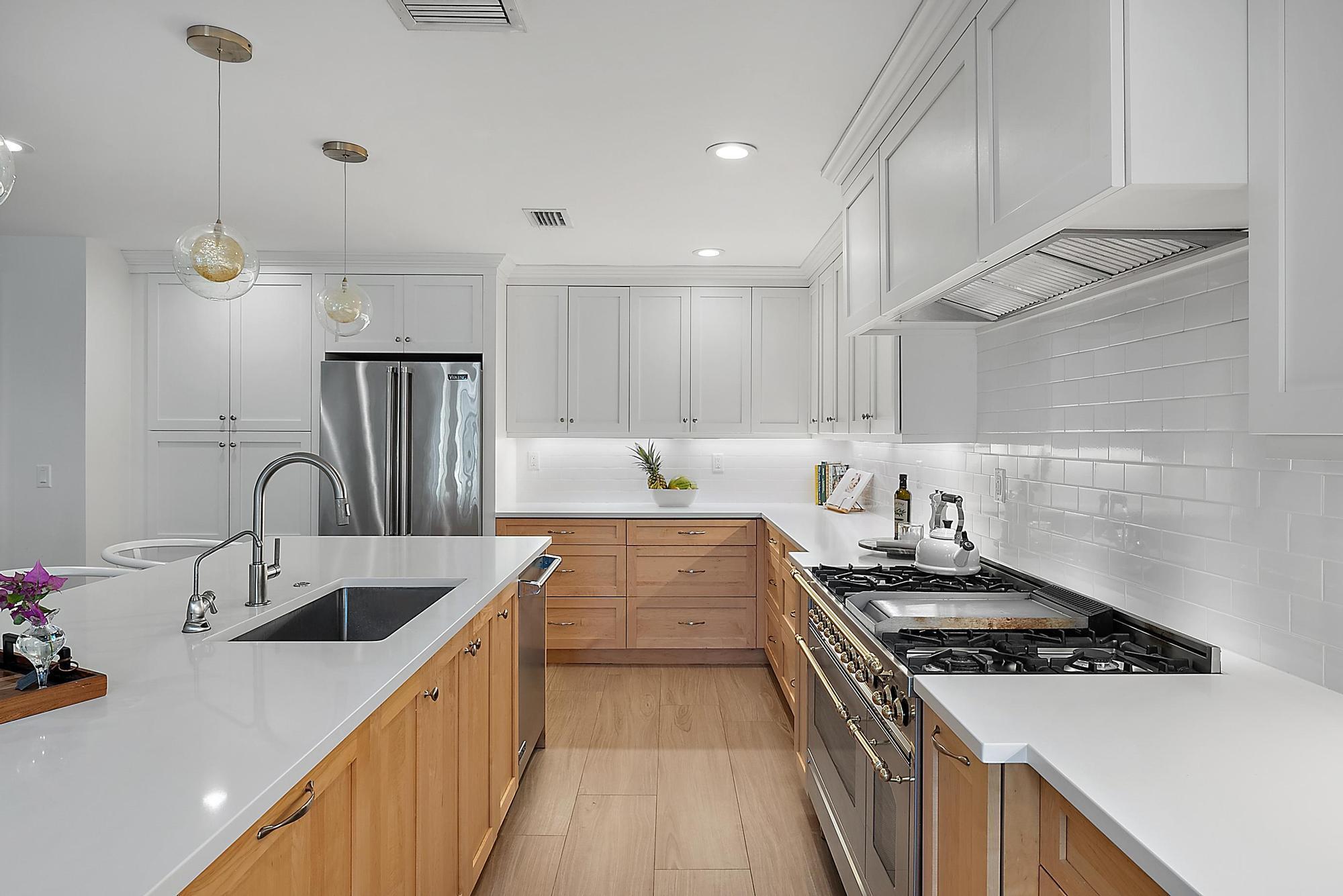 BAYTOWNE OF JONATHANS LAN - Residential