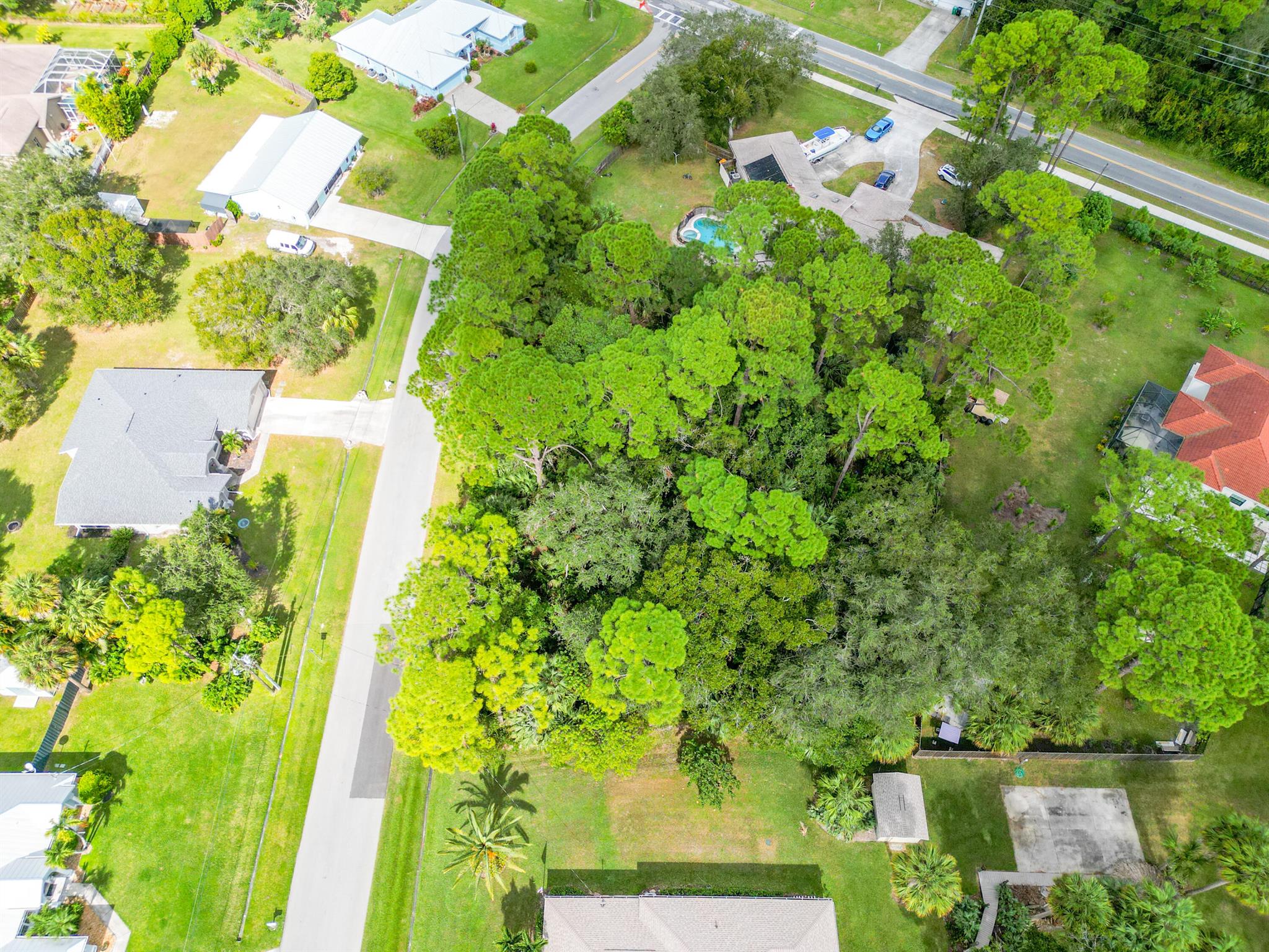 Excellent opportunity in a highly sought-after area with an extra large lot at 0.68 acres. This lot provides an ideal canvas for building your dream home. Conveniently located close to shopping centers, restaurants, and highways. Do not wait!