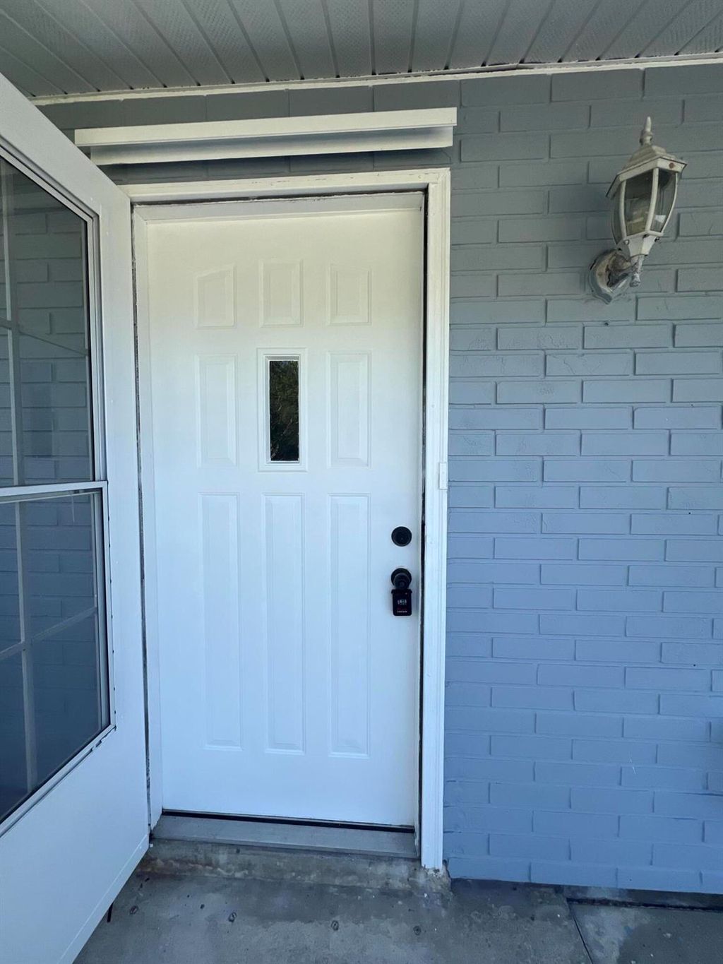 Photo of 2097 SE New York Street, Port Saint Lucie, FL 34952 (MLS # R10994569)