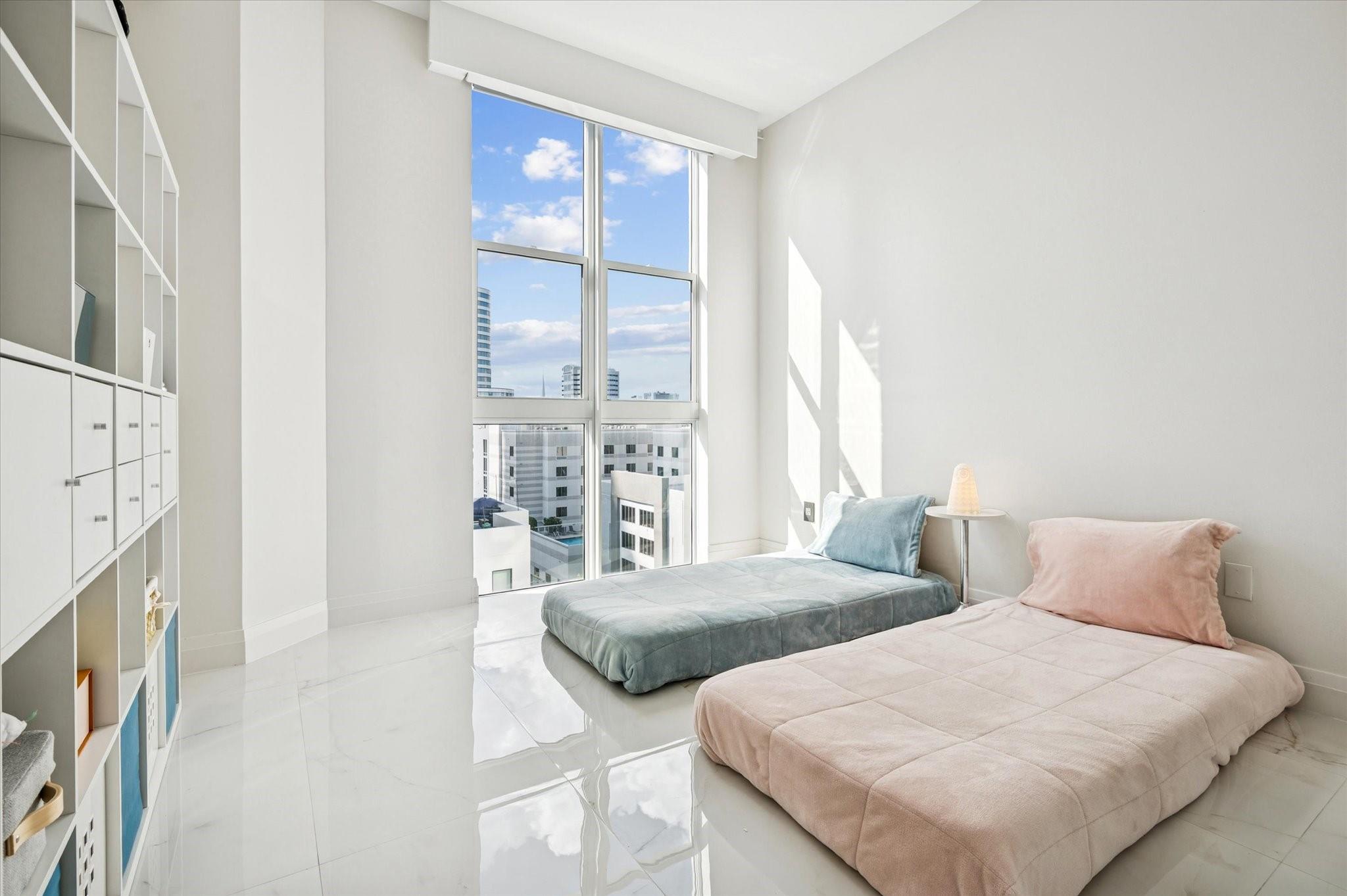 Venezia Las Olas - Residential