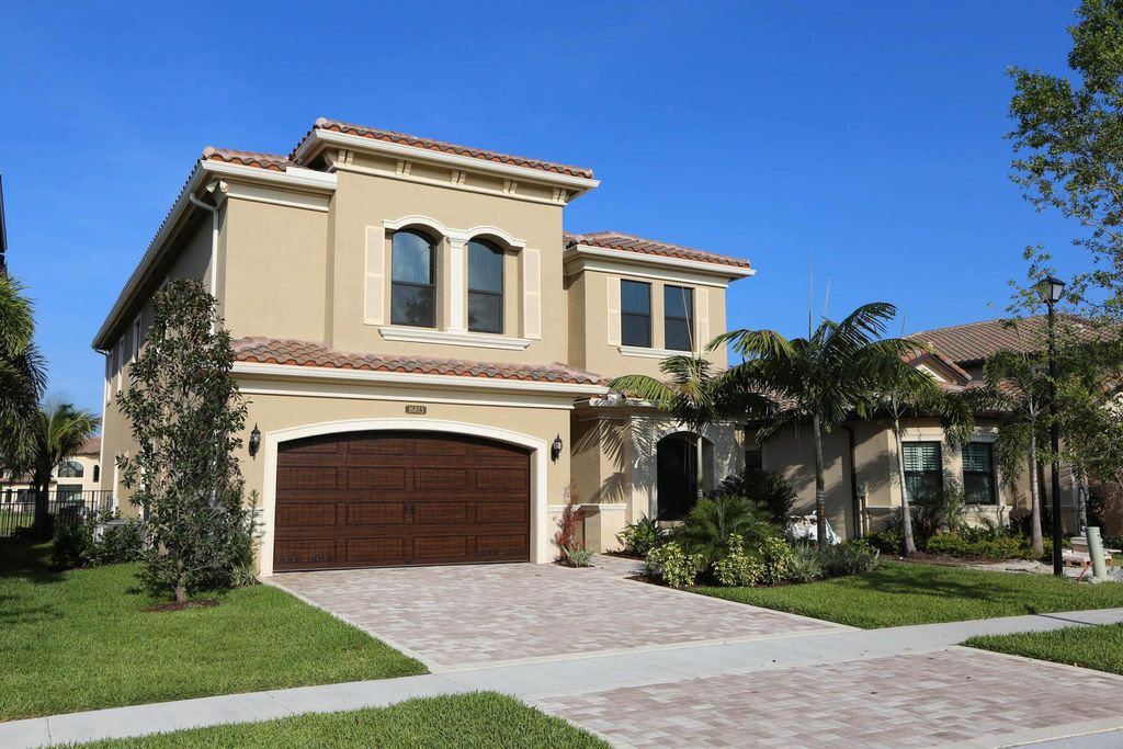 Photo of 16813 Bridge Crossing Circle, Delray Beach, FL 33446 (MLS # R10933159)