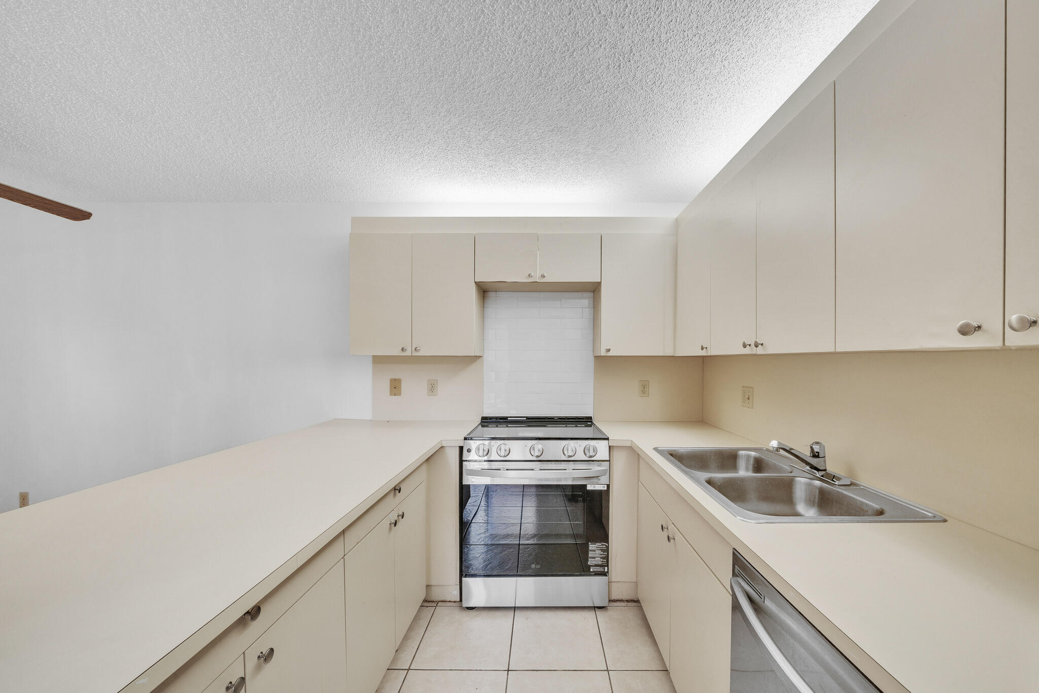 JACARANDA PARCEL 610 - Residential