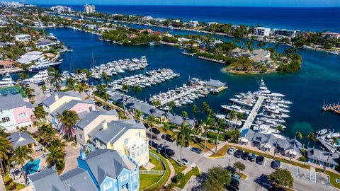 Tiny photo for 2825 Marina Circle #2825, Lighthouse Point, FL 33064 (MLS # F10551076)