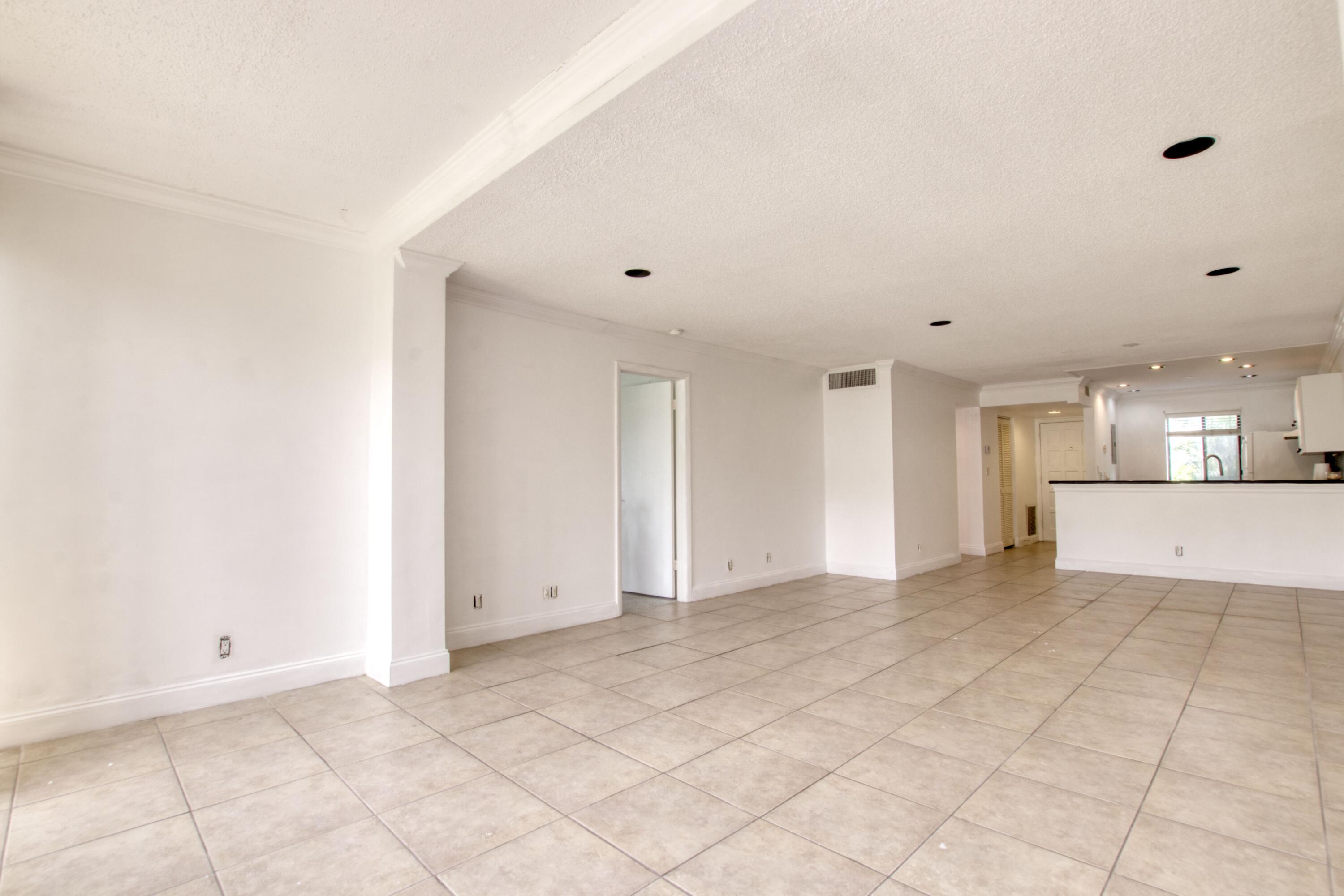 FOUNTAINS OF PALM BEACH CONDO 3 - Residential Lease