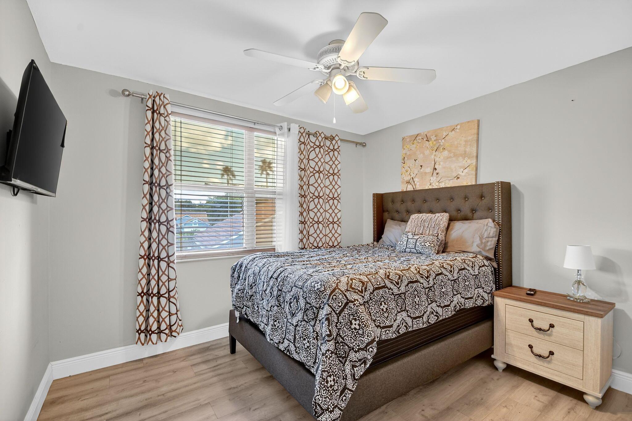 WELLINGTON TR 43 - Residential