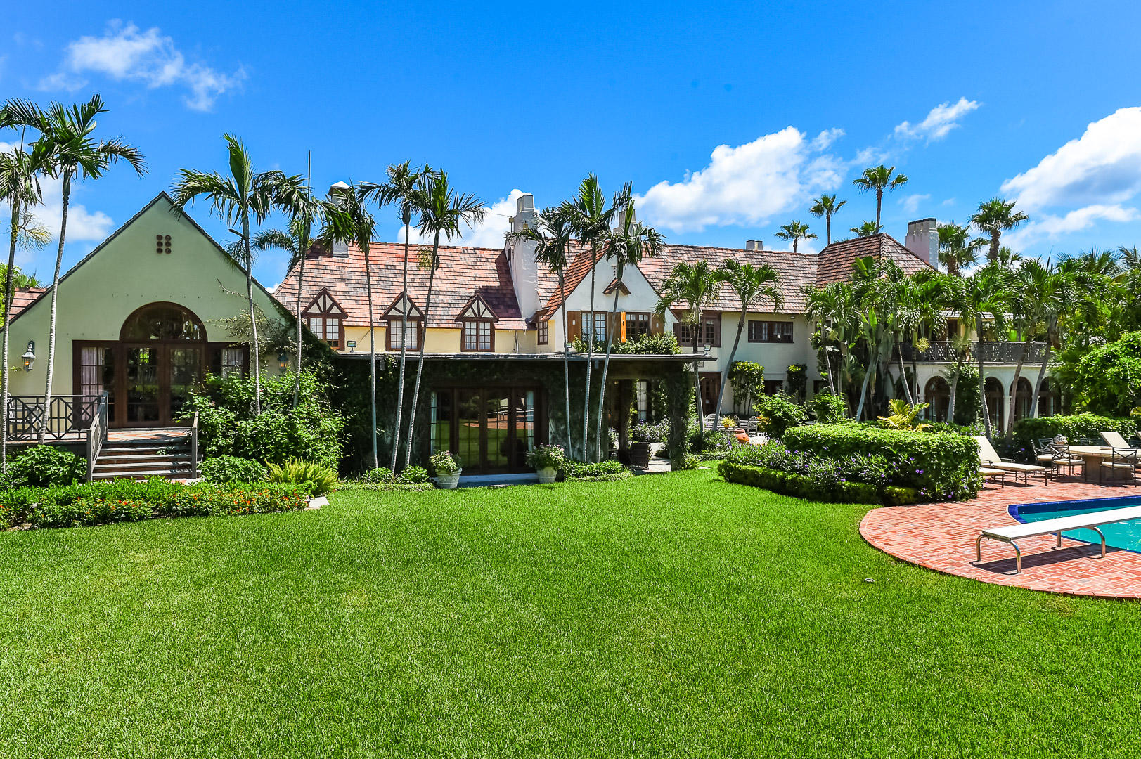 Tropic Isle - Residential