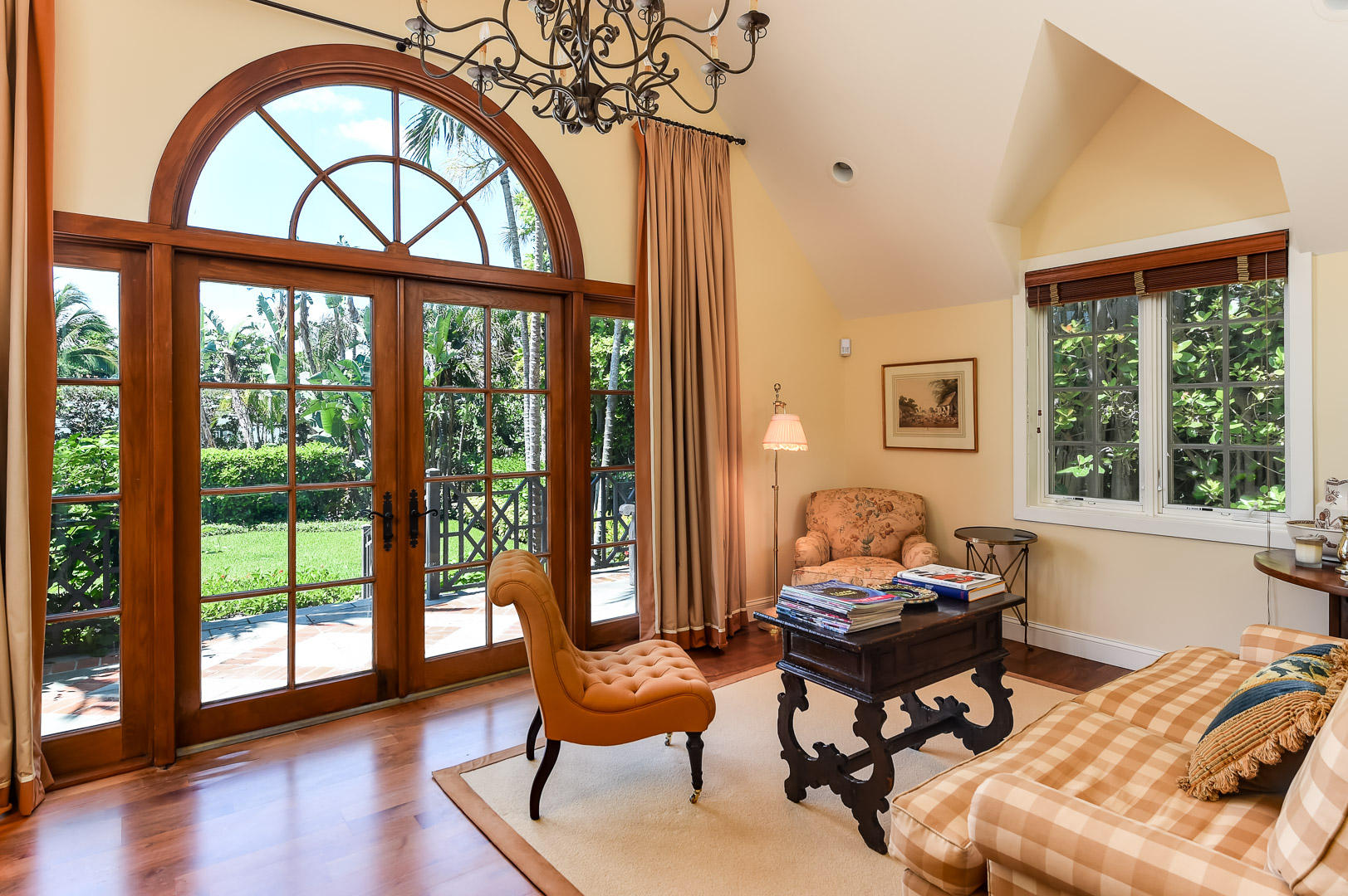 Tropic Isle - Residential