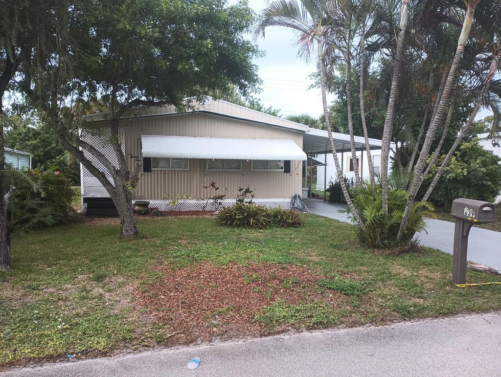 Photo of 239 Cam Del Rio, Port Saint Lucie, FL 34952 (MLS # R11127880)