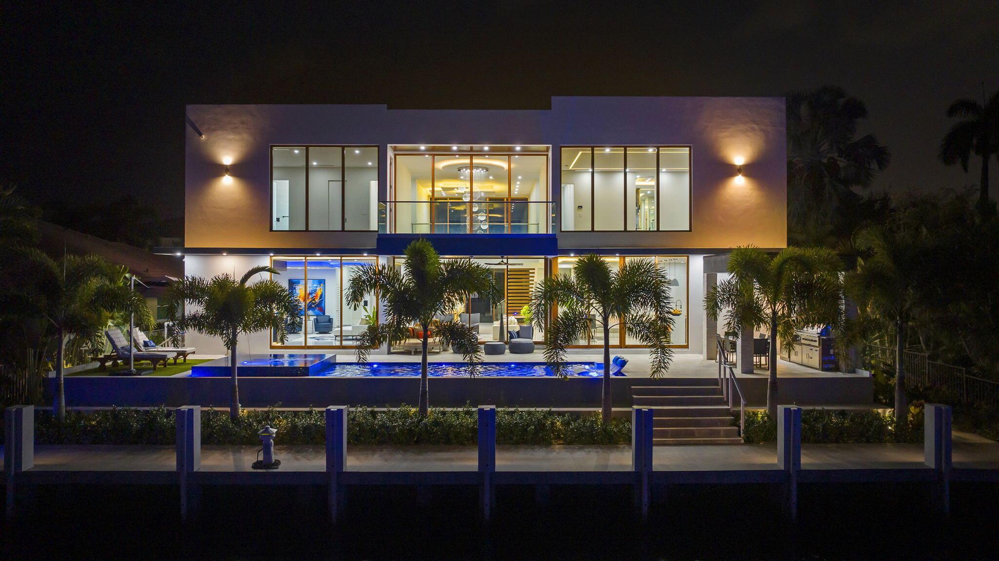 CORAL KEY VILLAS 2ND SEC - Residential