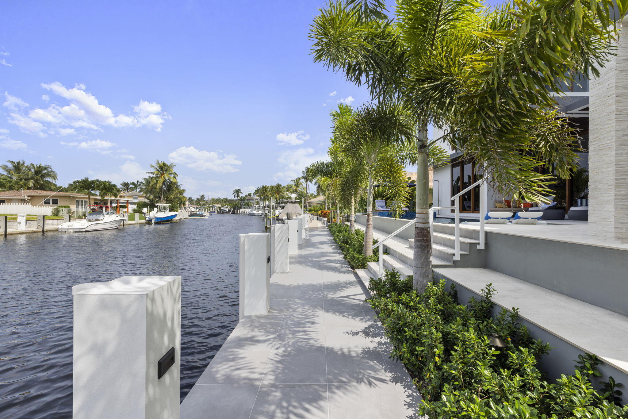 CORAL KEY VILLAS 2ND SEC - Residential