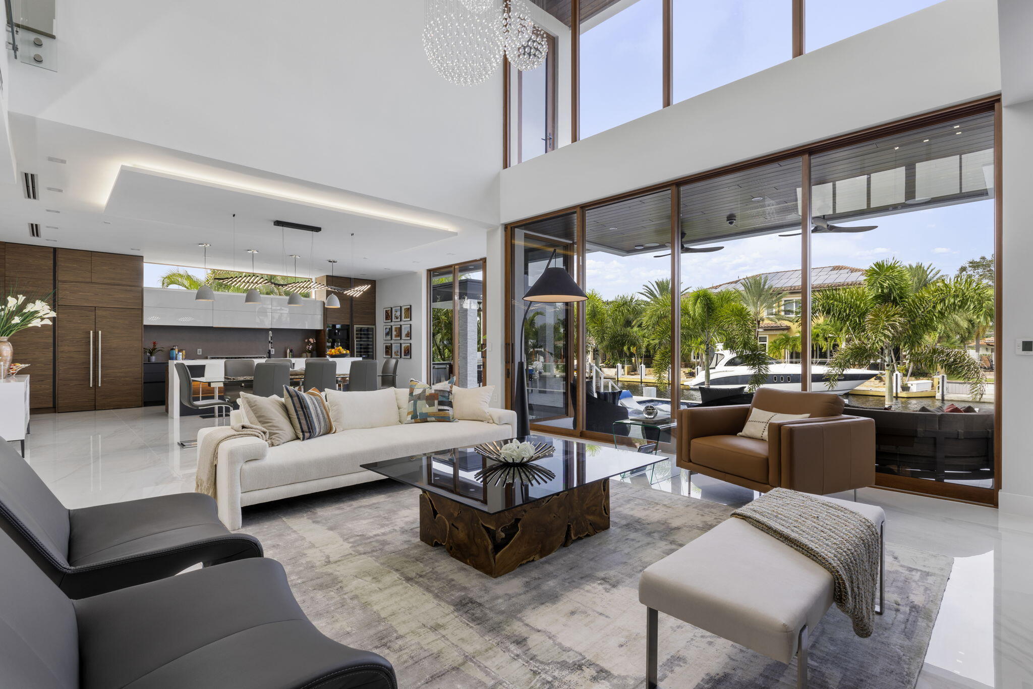 CORAL KEY VILLAS 2ND SEC - Residential