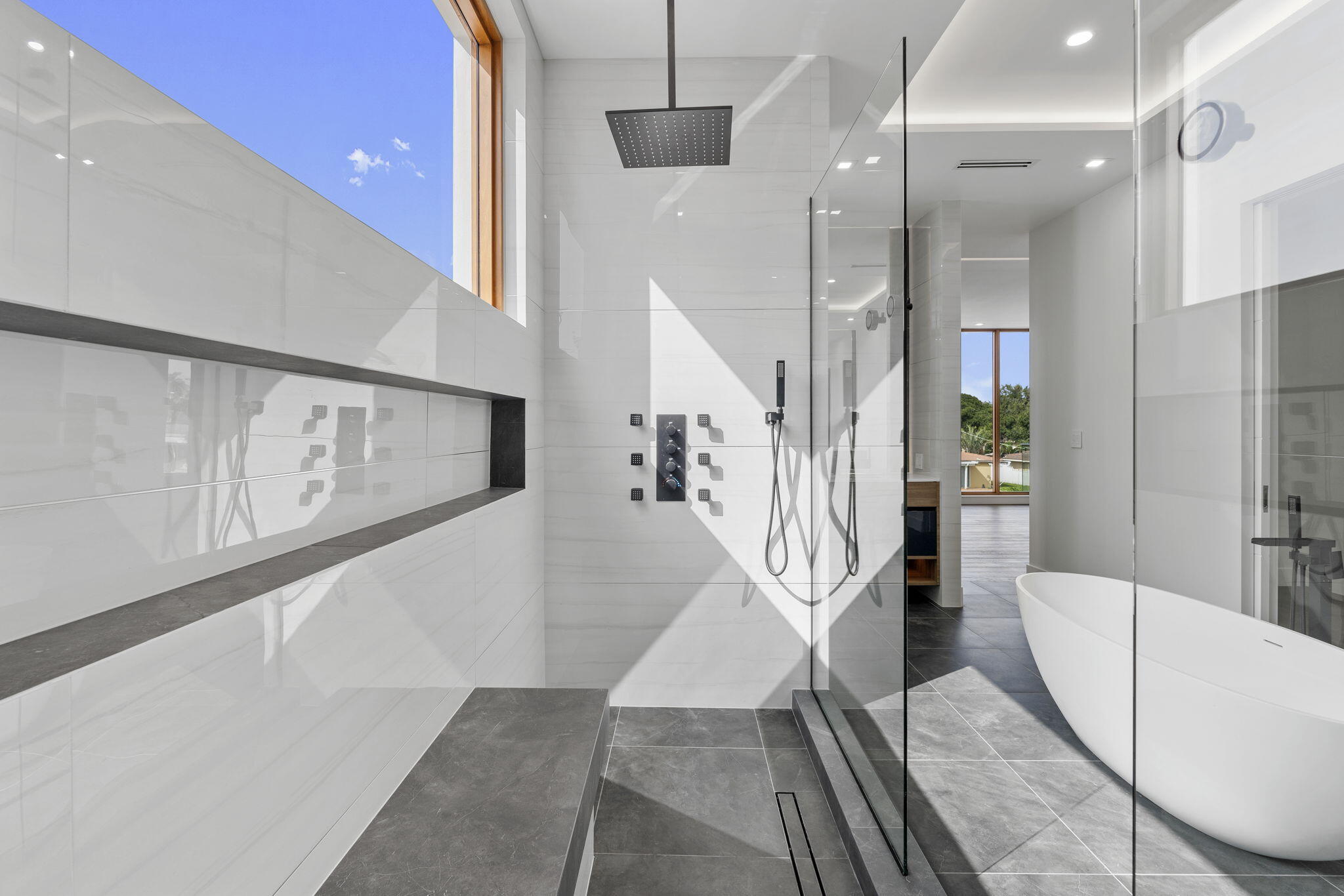 CORAL KEY VILLAS 2ND SEC - Residential