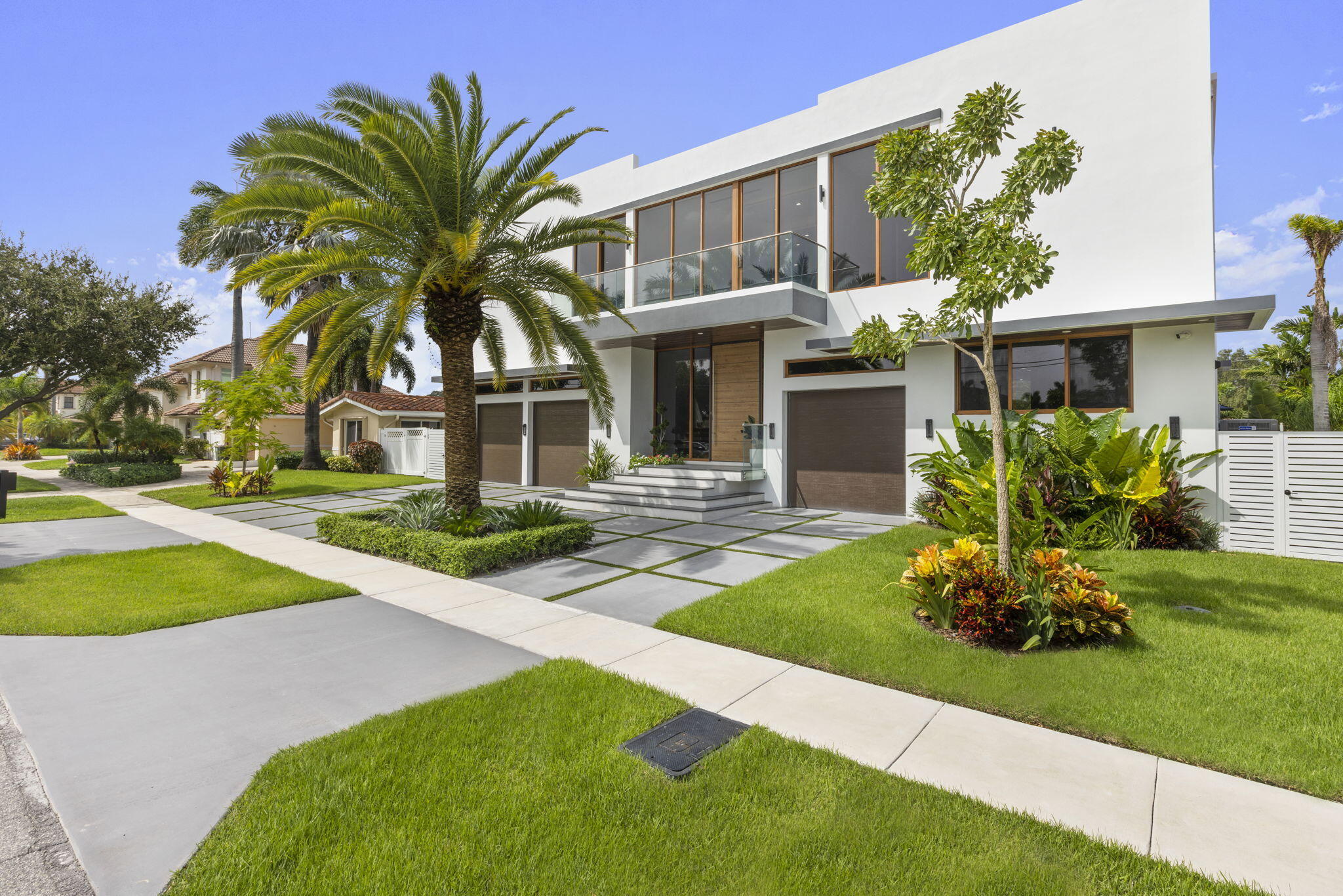 CORAL KEY VILLAS 2ND SEC - Residential