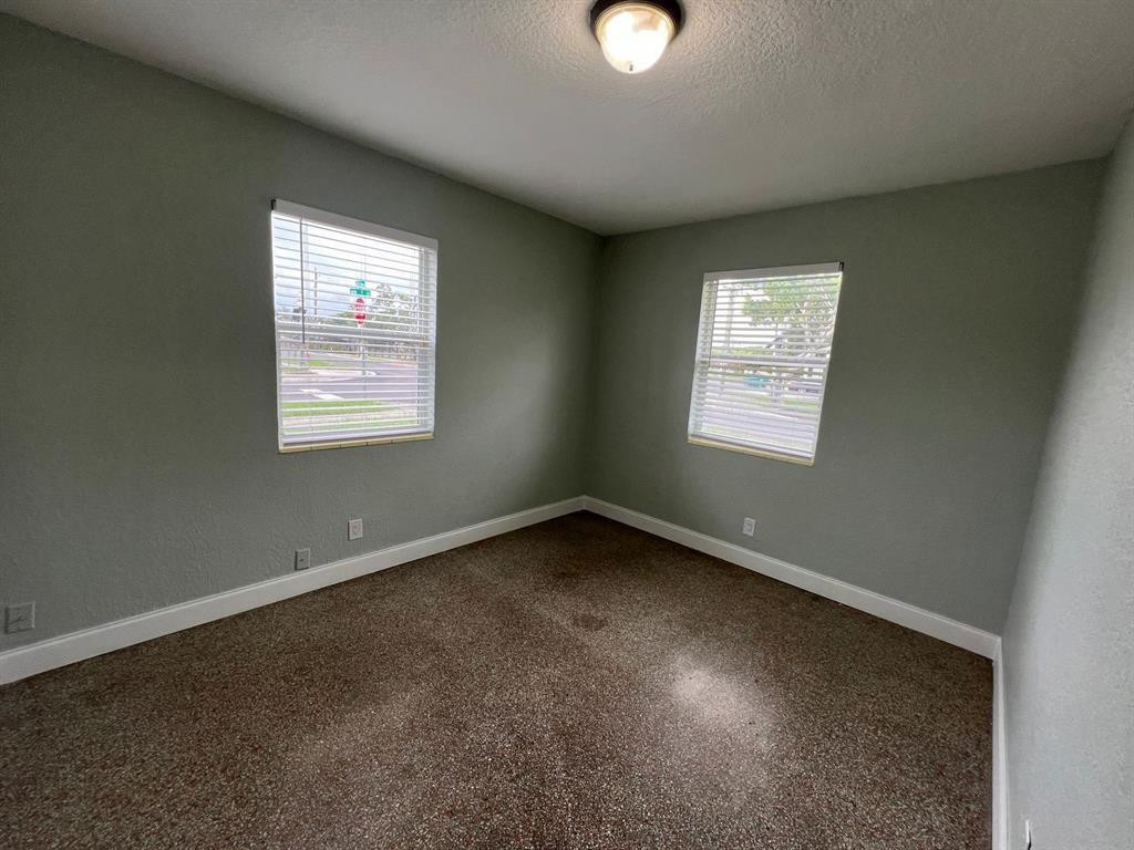 Carver Park 19-21 B - Residential Lease