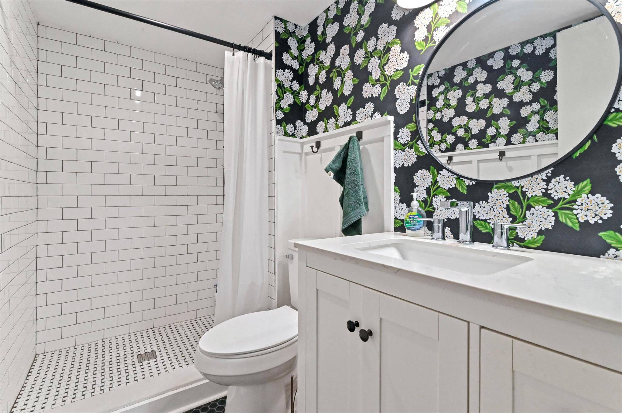 GOLDEN LAKES VILLAGE - Residential