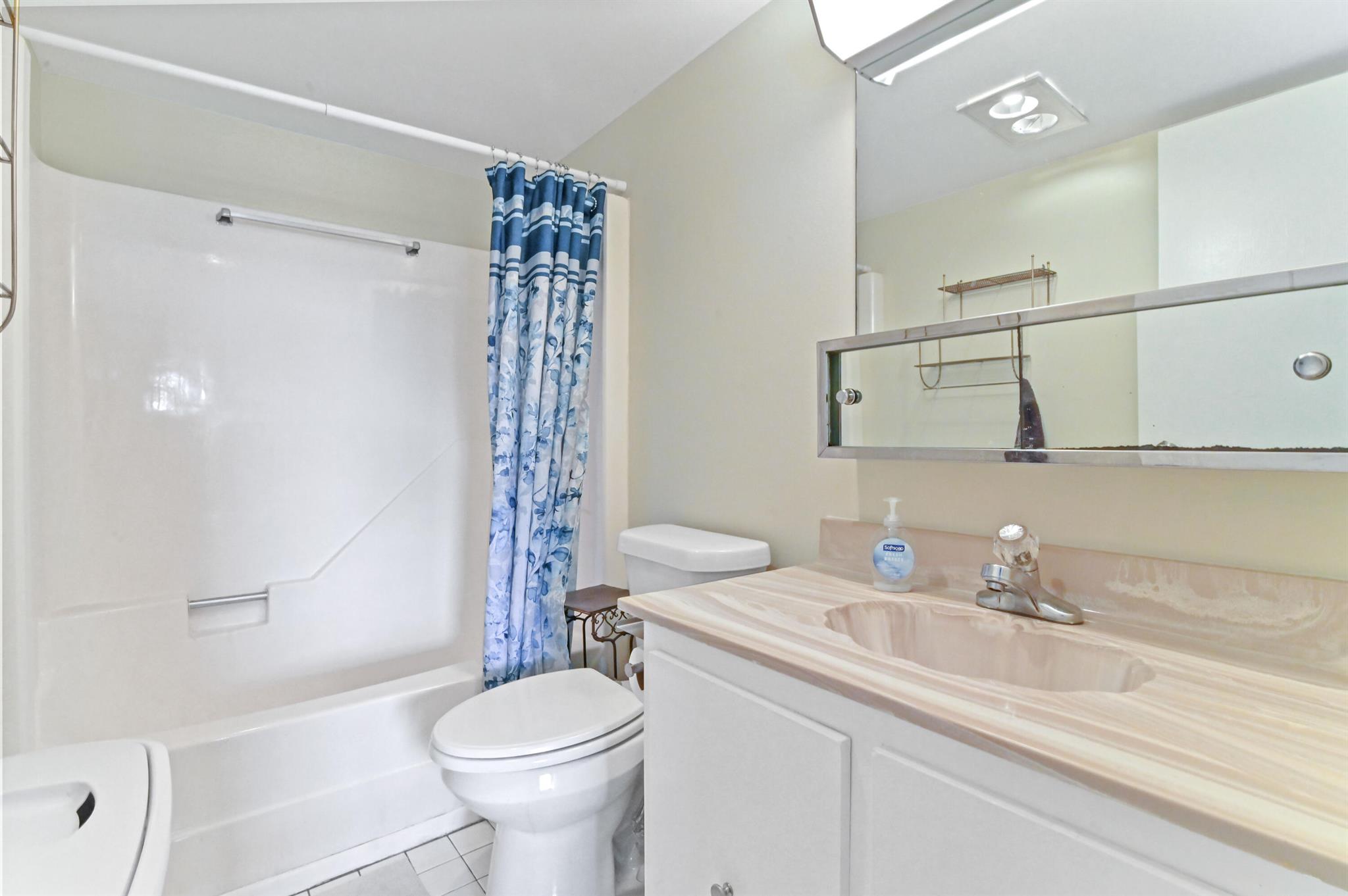 GOLDEN LAKES VILLAGE - Residential